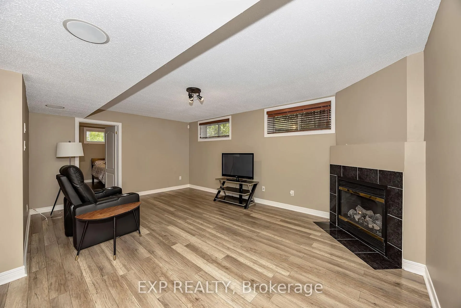 Photo 22 of 28 Sachs Forest Place, Ottawa, Barrhaven East — HOMEH
