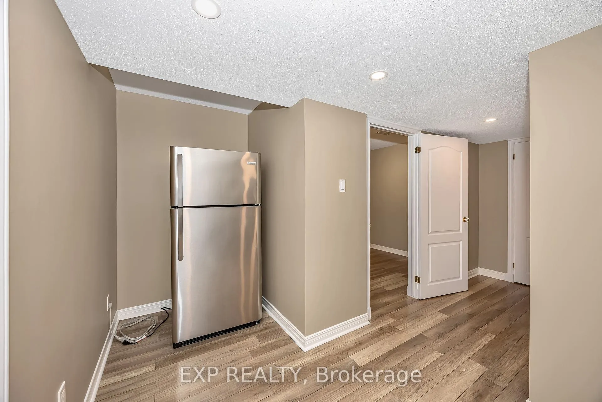 Photo 26 of 28 Sachs Forest Place, Ottawa, Barrhaven East — HOMEH