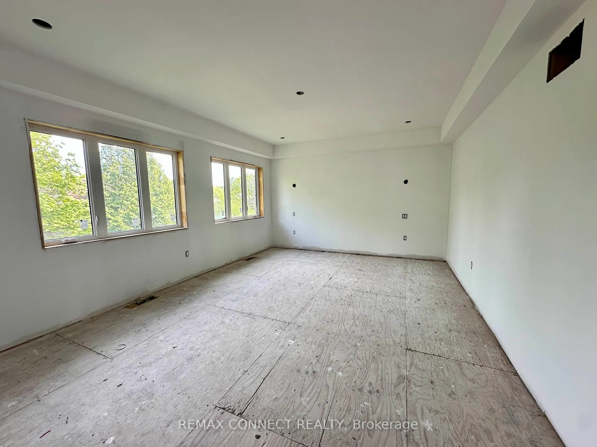 Photo 11 of 389 Rosebank Road, Pickering, Rosebank — HOMEH