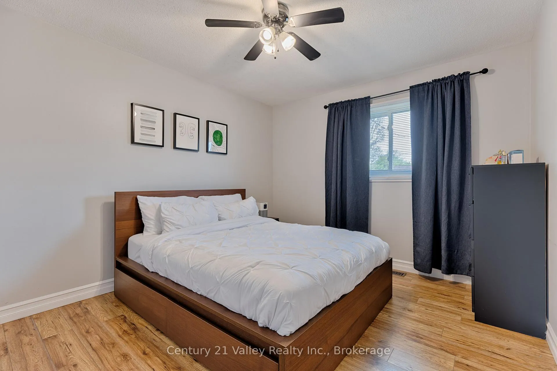 Photo 16 of 36 Mary Street, Petawawa — HOMEH