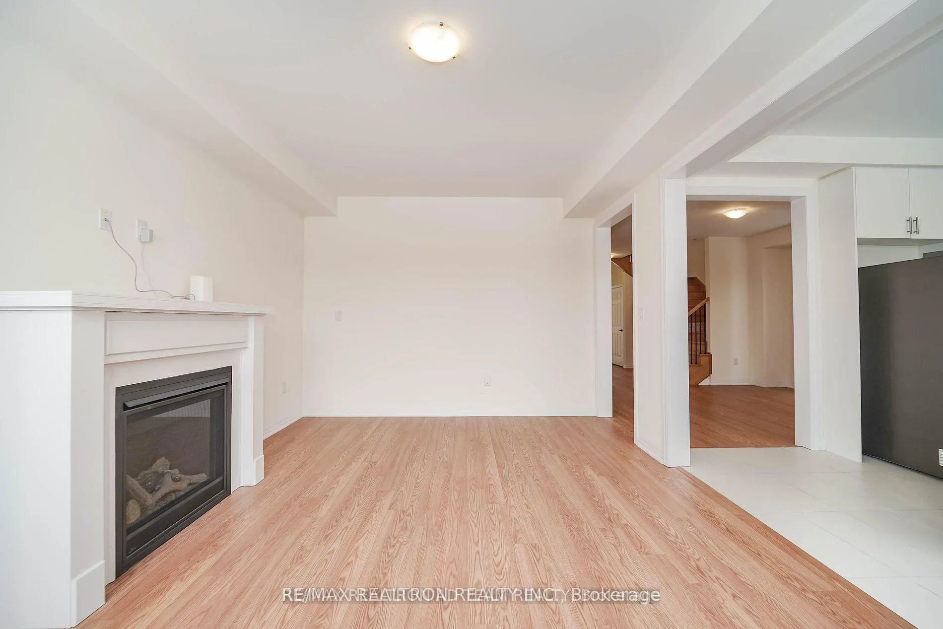 Photo 9 of 79 Northrop Avenue, Clarington, Newcastle — HOMEH