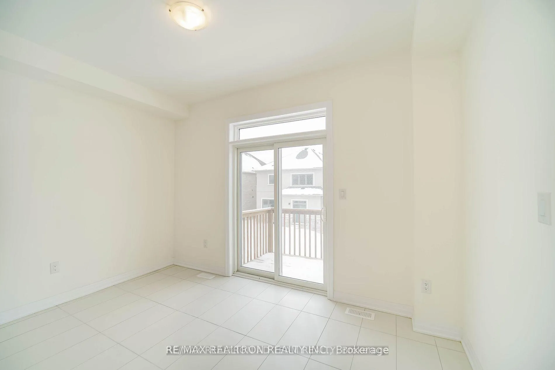 Photo 16 of 79 Northrop Avenue, Clarington, Newcastle — HOMEH