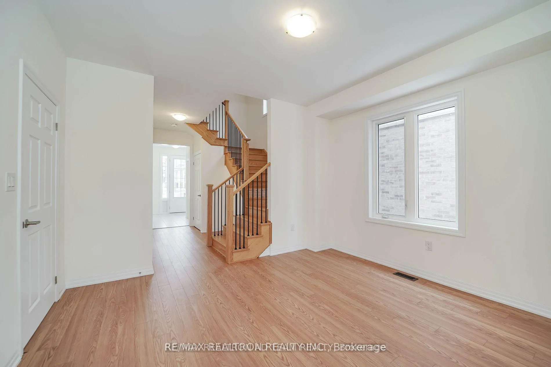 Photo 18 of 79 Northrop Avenue, Clarington, Newcastle — HOMEH