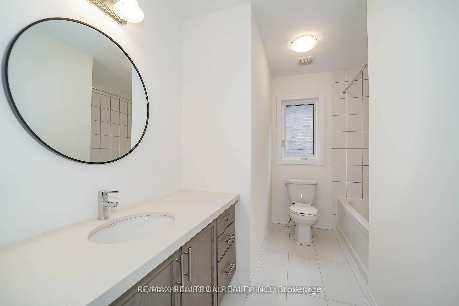 Photo 22 of 79 Northrop Avenue, Clarington, Newcastle — HOMEH