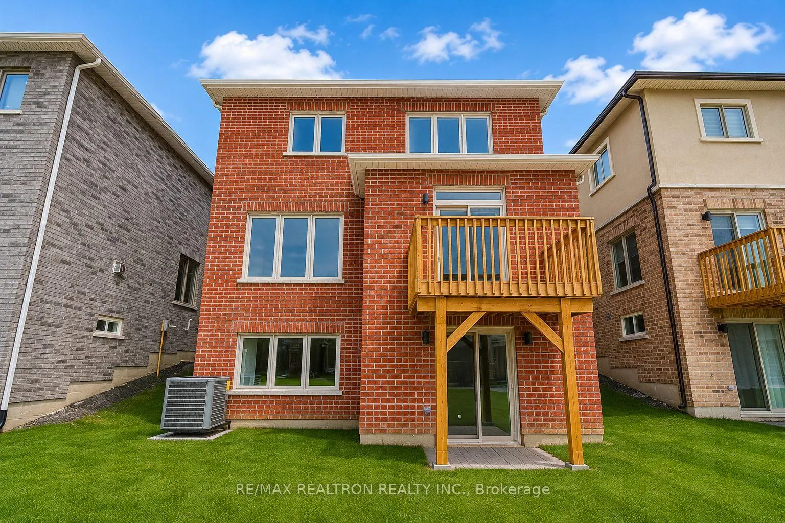 Photo 34 of 79 Northrop Avenue, Clarington, Newcastle — HOMEH