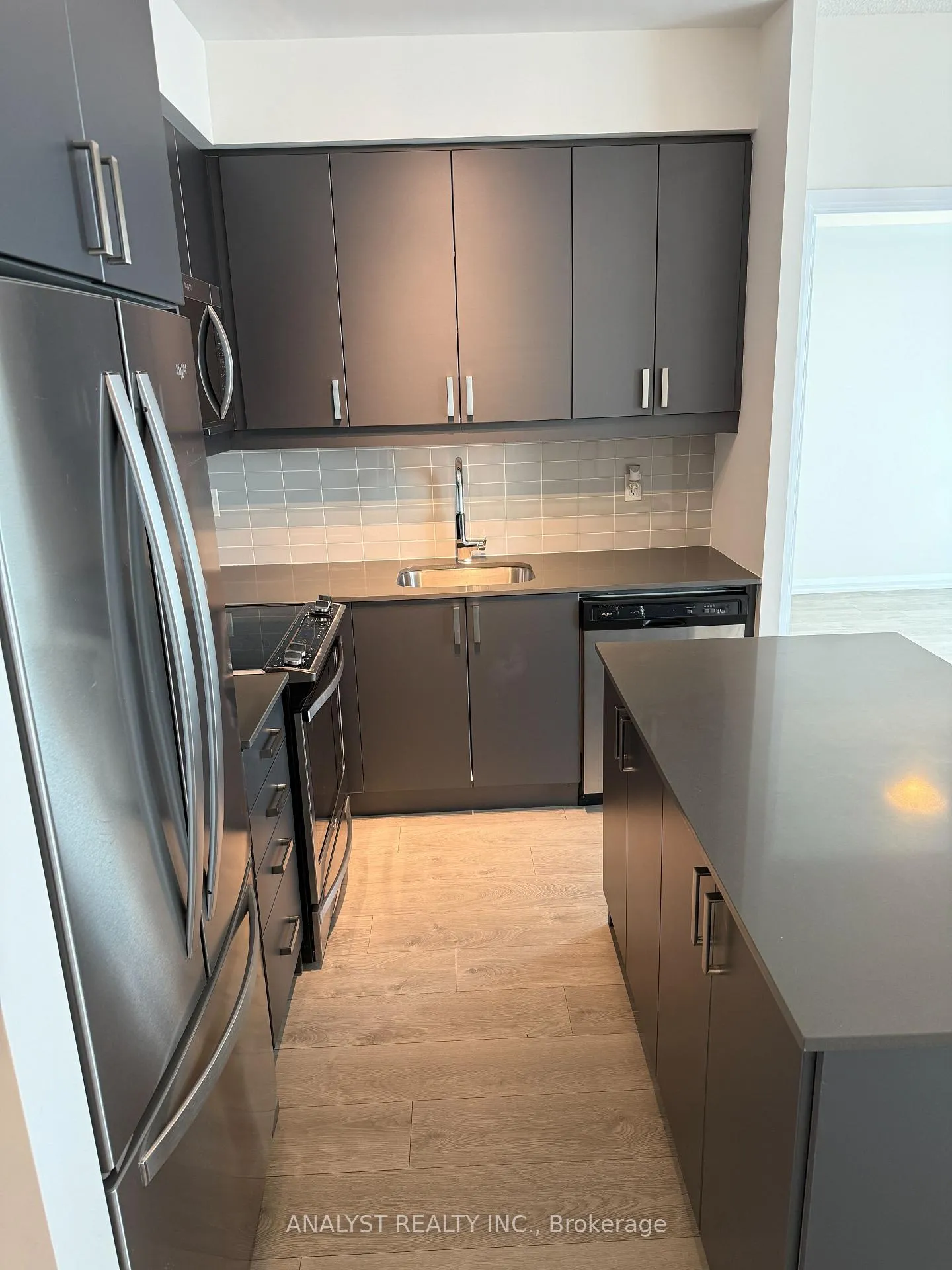 Photo 4 of Unit 3614, 7895 Jane Street, Vaughan, Concord — HOMEH