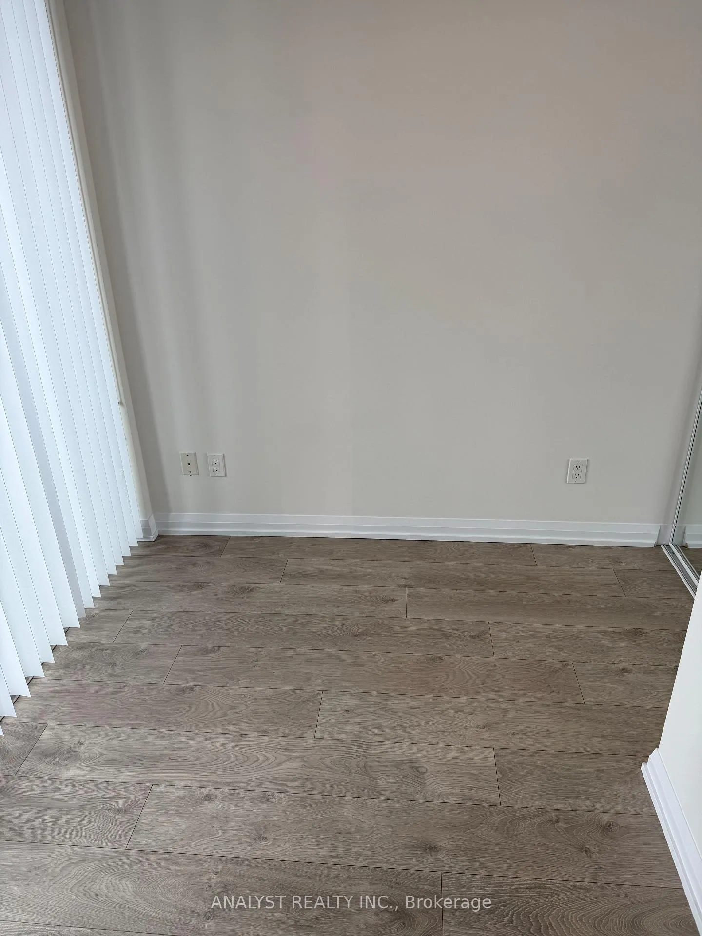 Photo 8 of Unit 3614, 7895 Jane Street, Vaughan, Concord — HOMEH