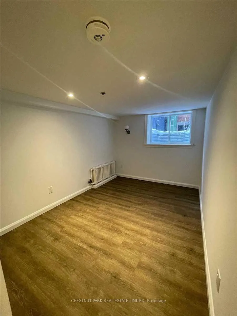 Photo 8 of Unit Lower, 24 Strathgowan Avenue, Toronto, Lawrence Park South — HOMEH