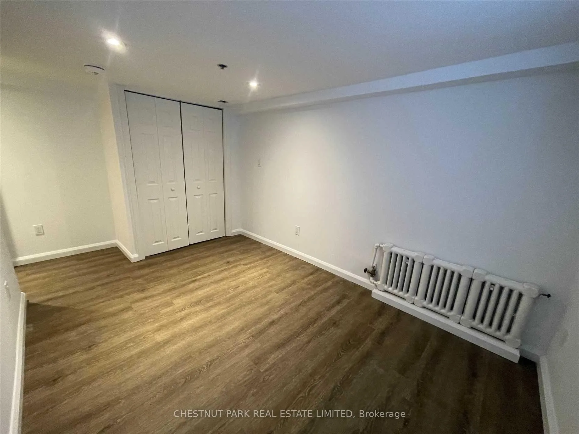 Photo 10 of Unit Lower, 24 Strathgowan Avenue, Toronto, Lawrence Park South — HOMEH