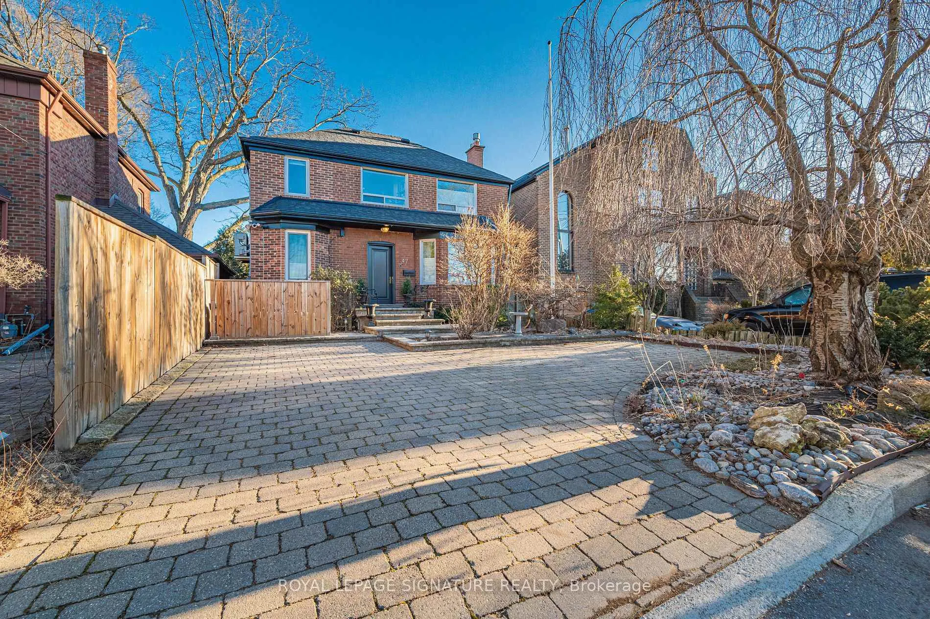 Photo 2 of 47 Don Valley Drive, Toronto, Broadview North — HOMEH