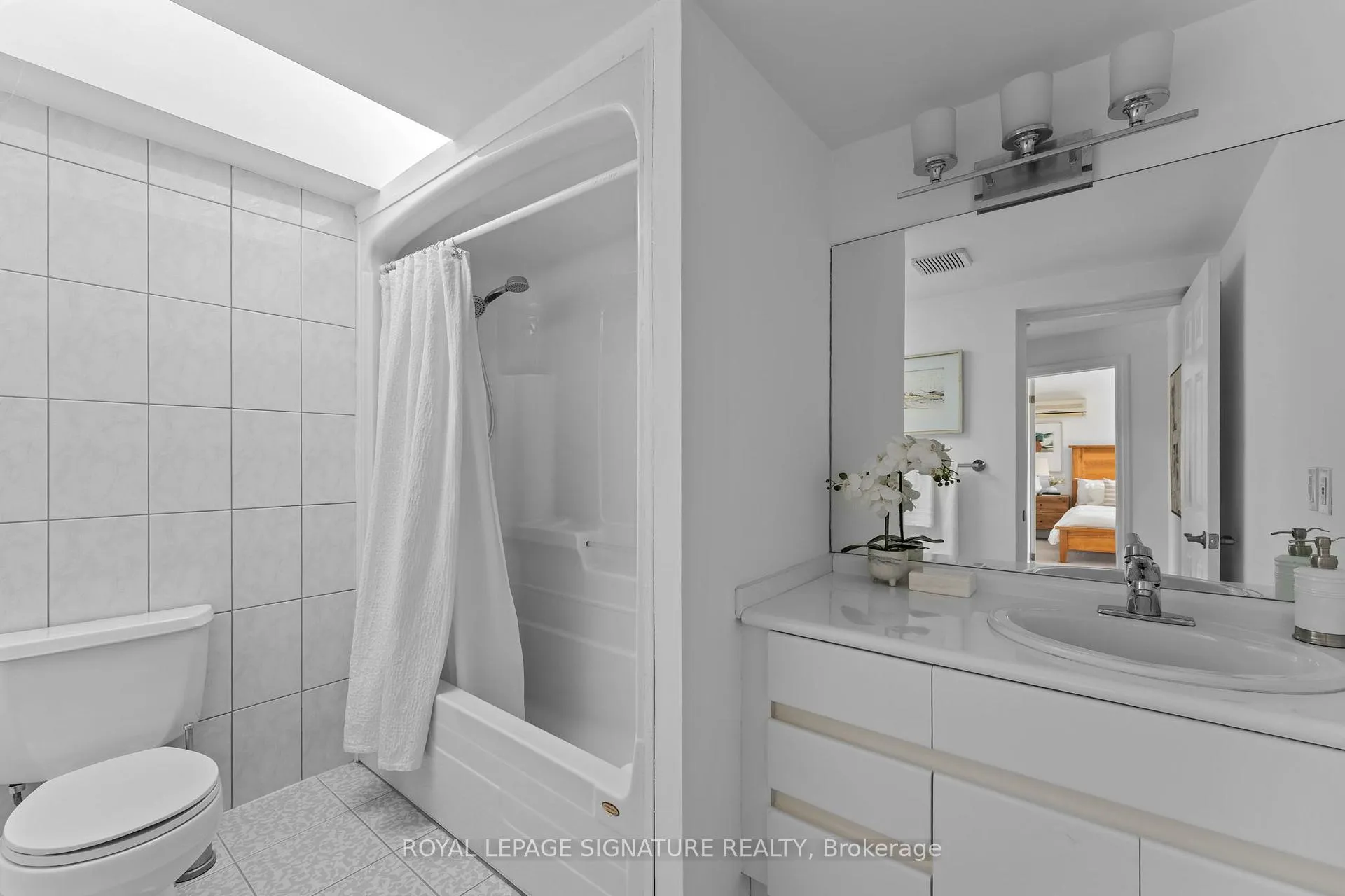 Photo 28 of 47 Don Valley Drive, Toronto, Broadview North — HOMEH