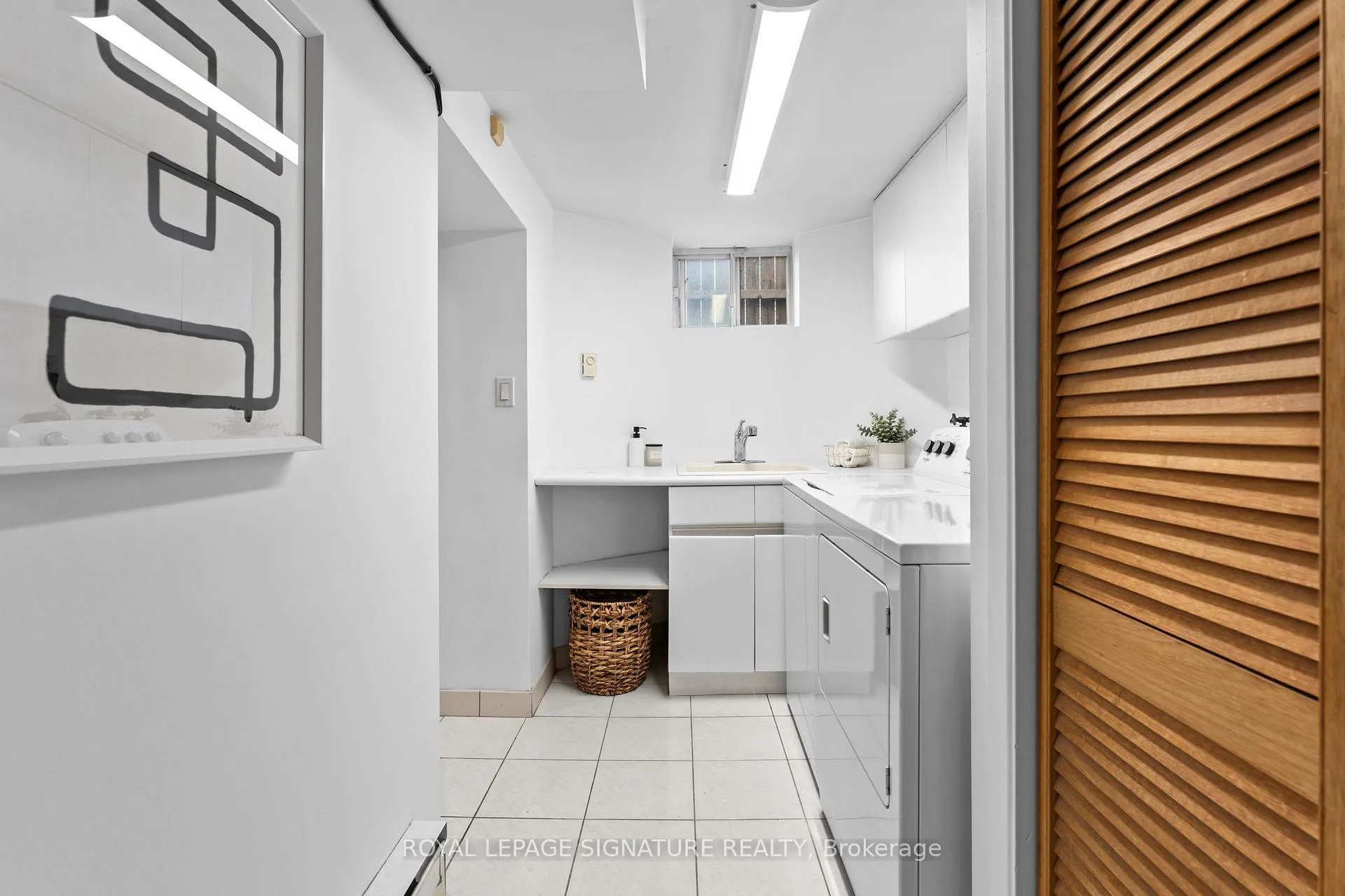 Photo 29 of 47 Don Valley Drive, Toronto, Broadview North — HOMEH