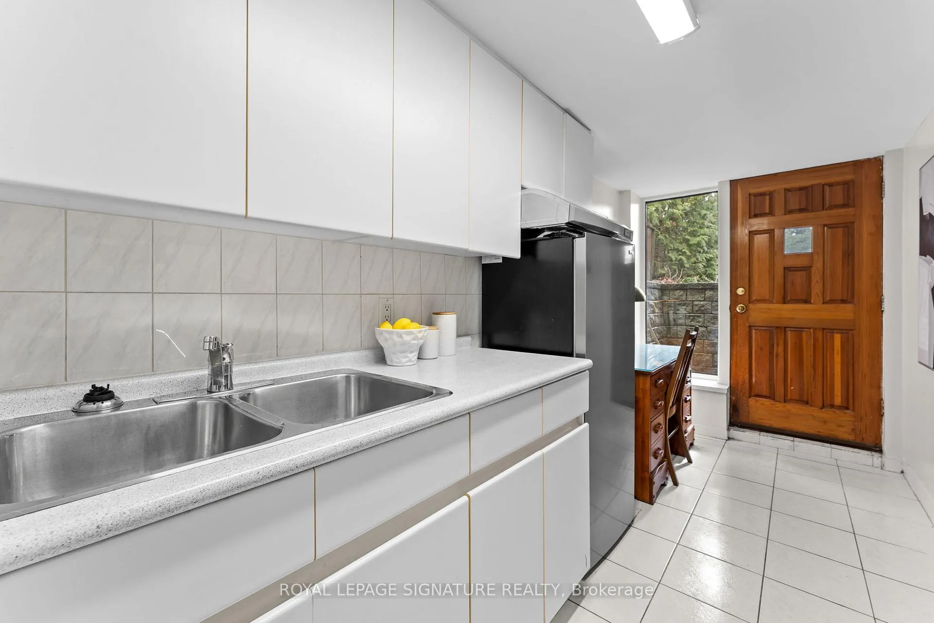 Photo 31 of 47 Don Valley Drive, Toronto, Broadview North — HOMEH