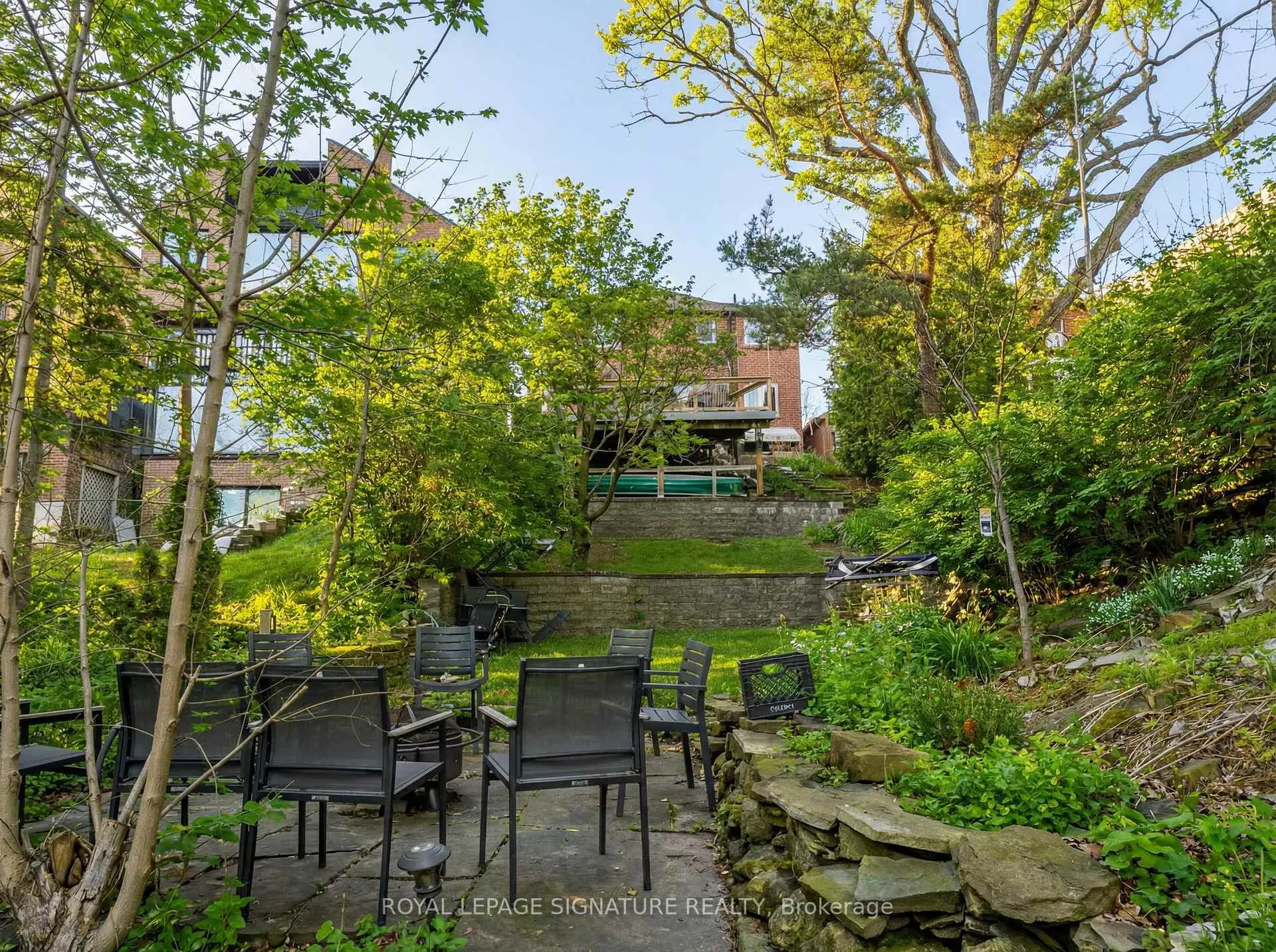Photo 41 of 47 Don Valley Drive, Toronto, Broadview North — HOMEH