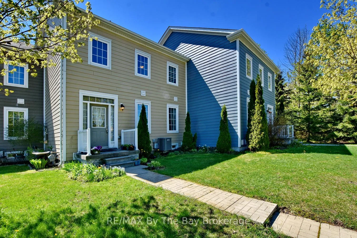 Photo 3 of 58 Providence Way, Wasaga Beach — HOMEH