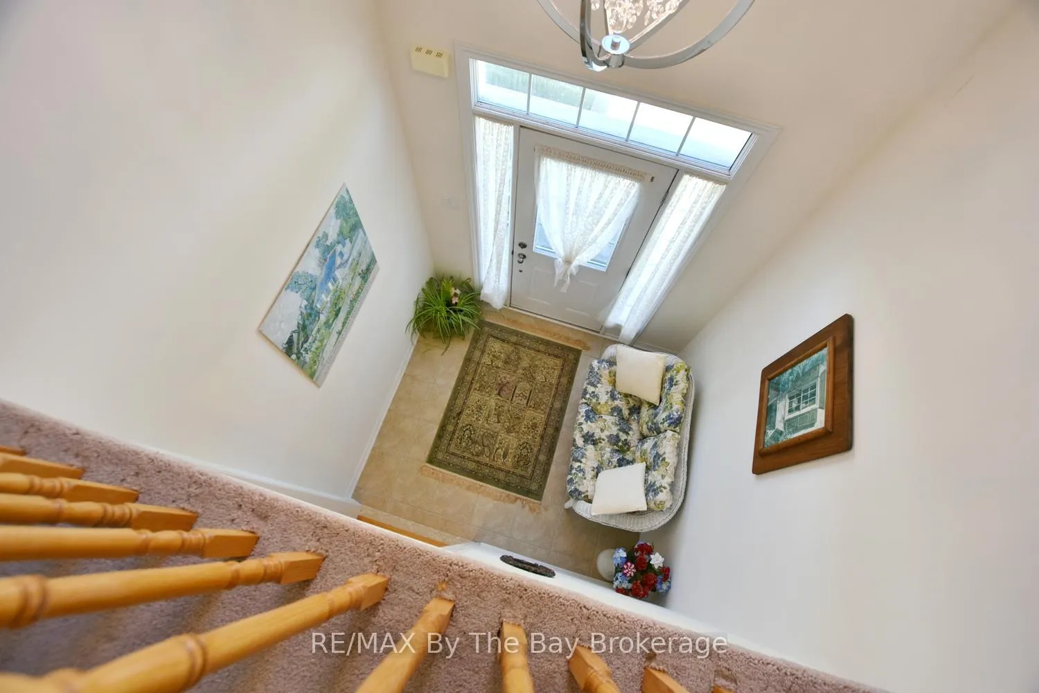 Photo 8 of 58 Providence Way, Wasaga Beach — HOMEH