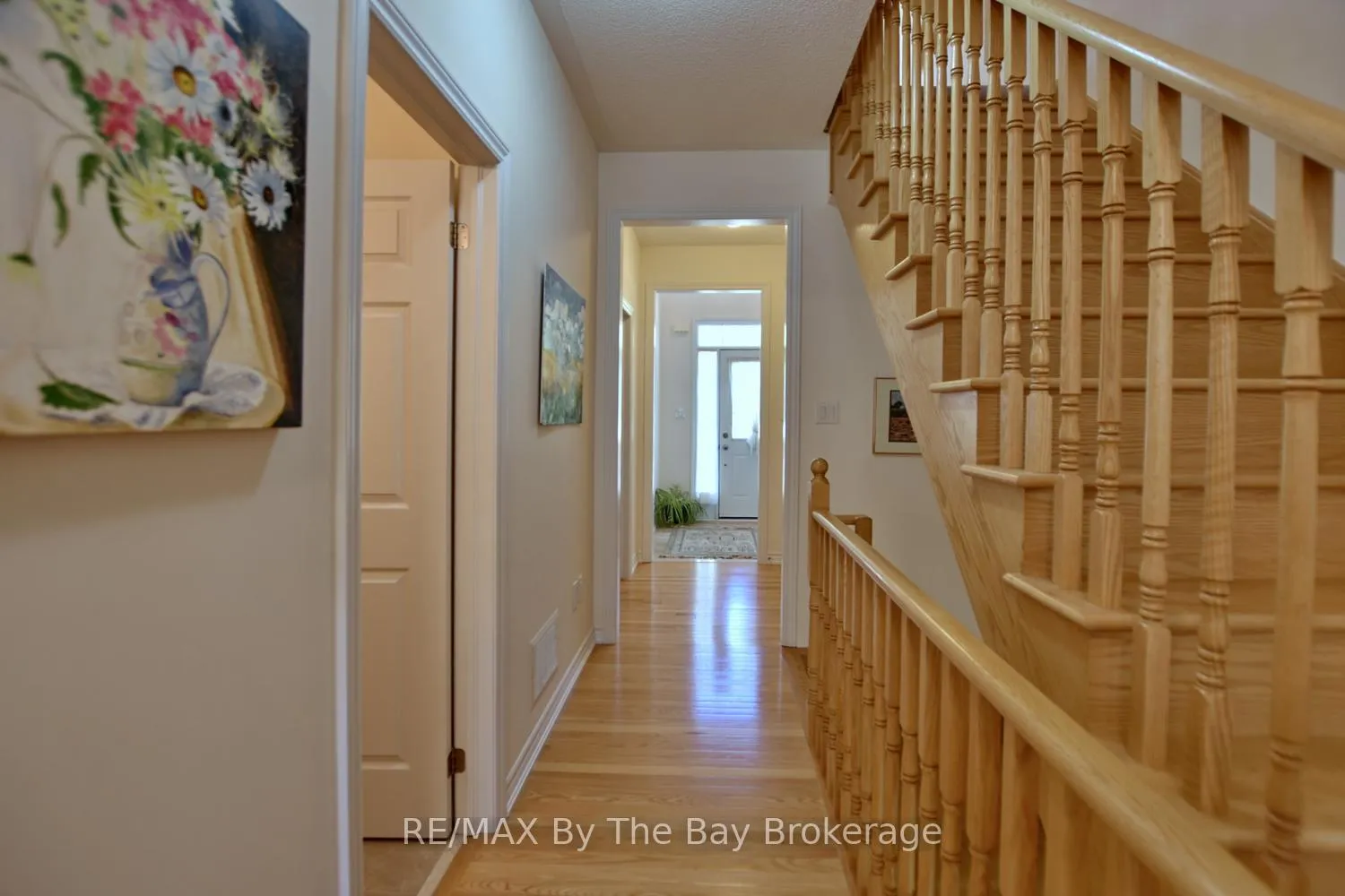 Photo 9 of 58 Providence Way, Wasaga Beach — HOMEH