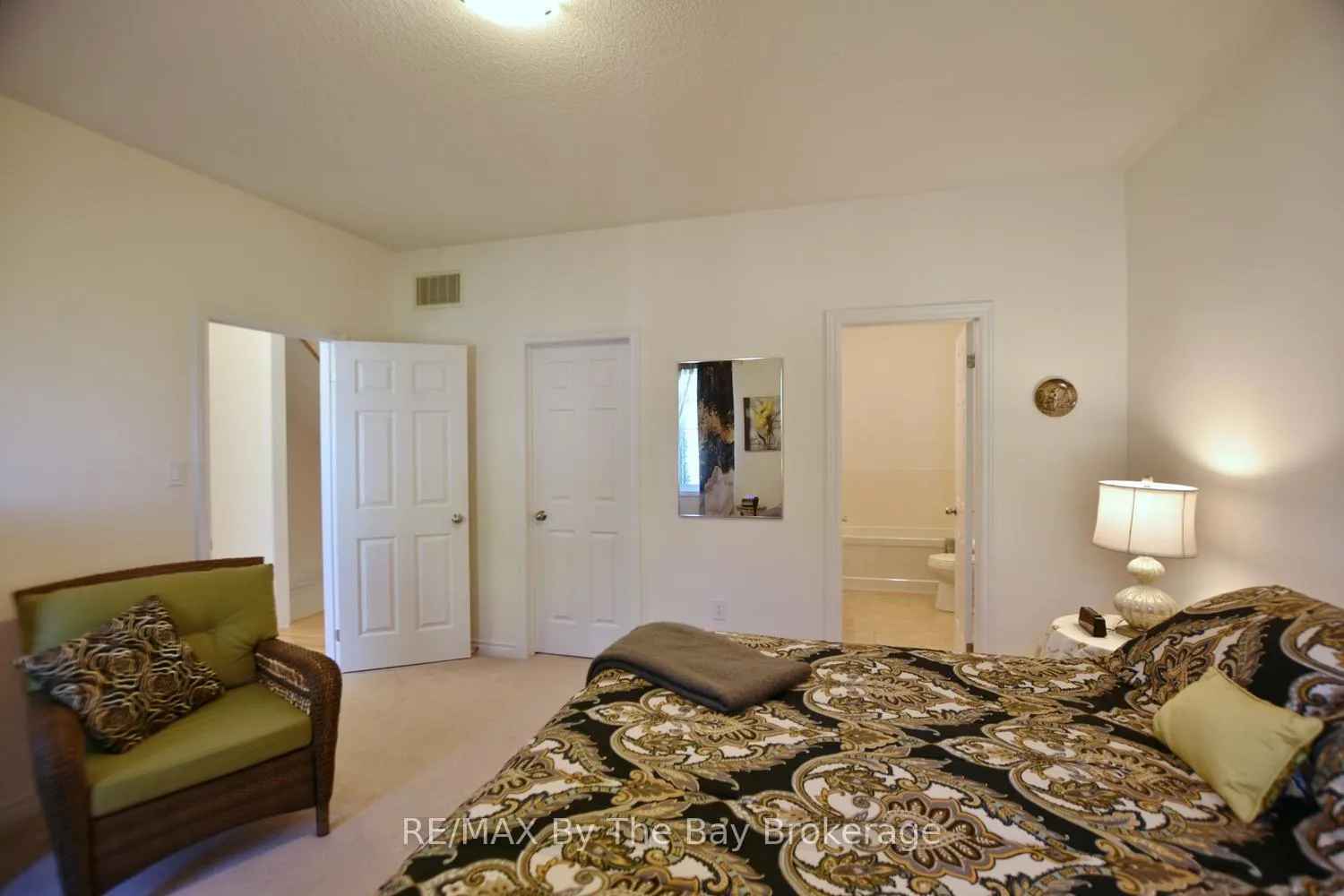 Photo 20 of 58 Providence Way, Wasaga Beach — HOMEH