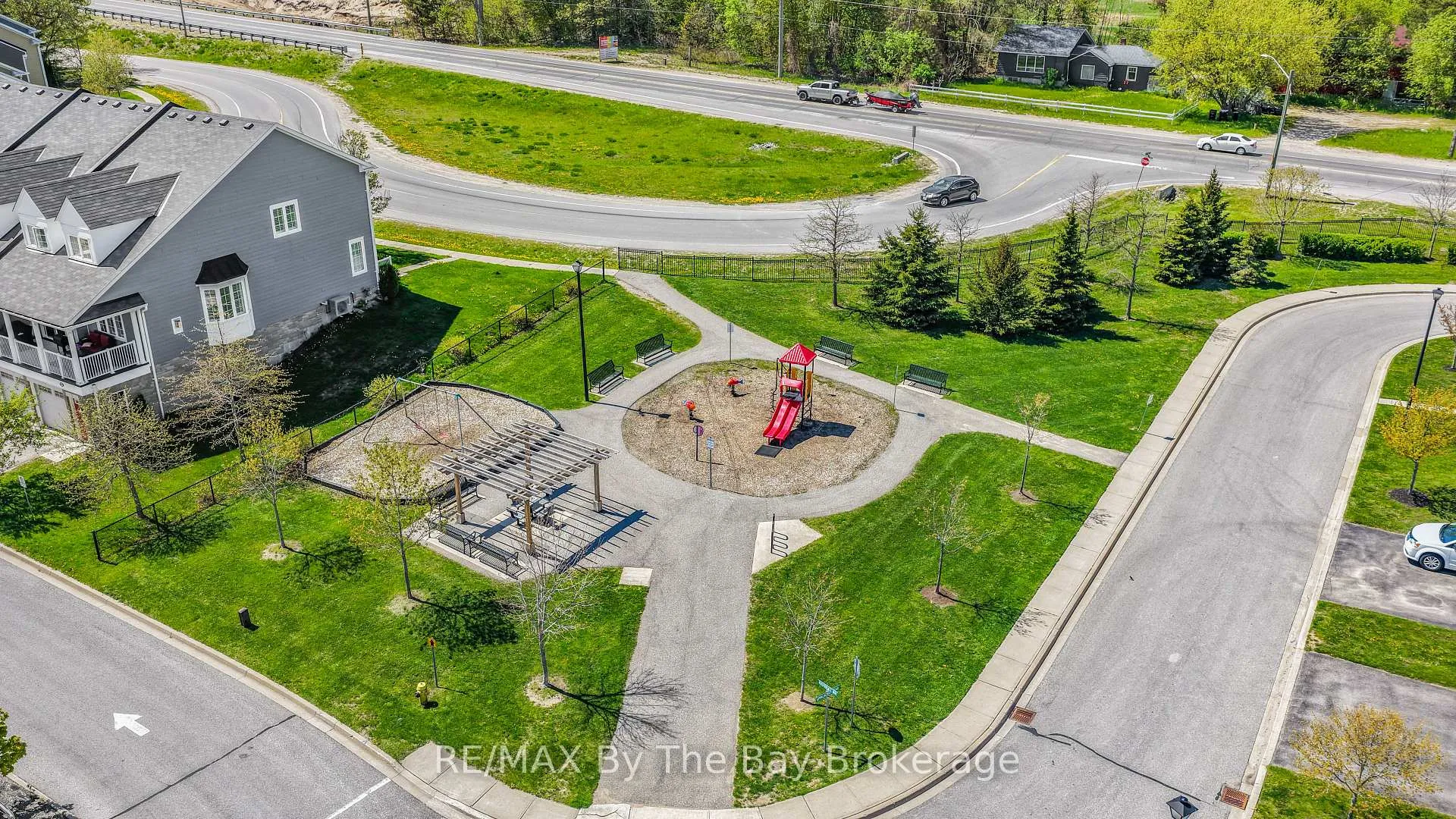 Photo 39 of 58 Providence Way, Wasaga Beach — HOMEH