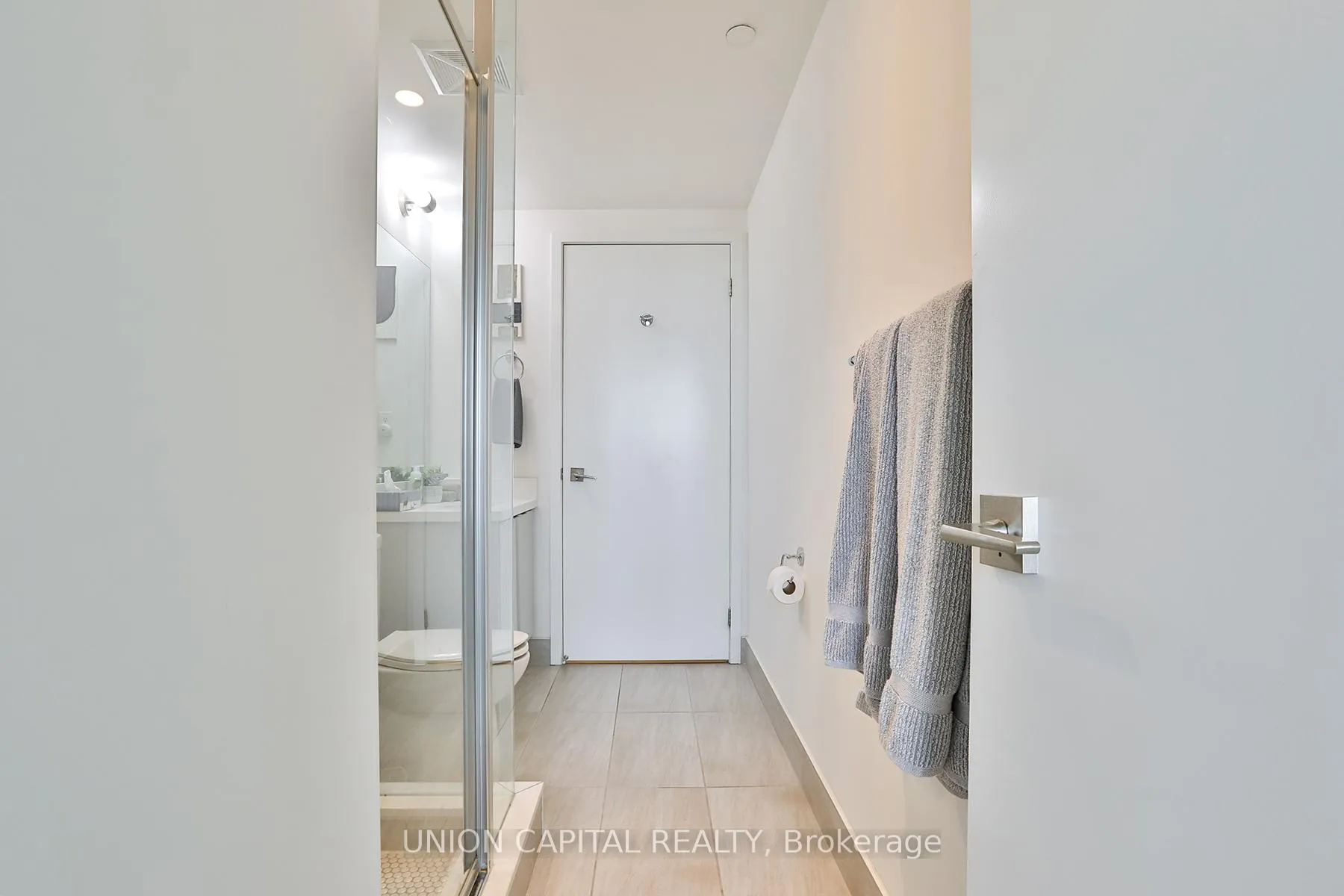 Photo 16 of Unit 1802, 2908 Highway 7 Road, Vaughan, Concord — HOMEH