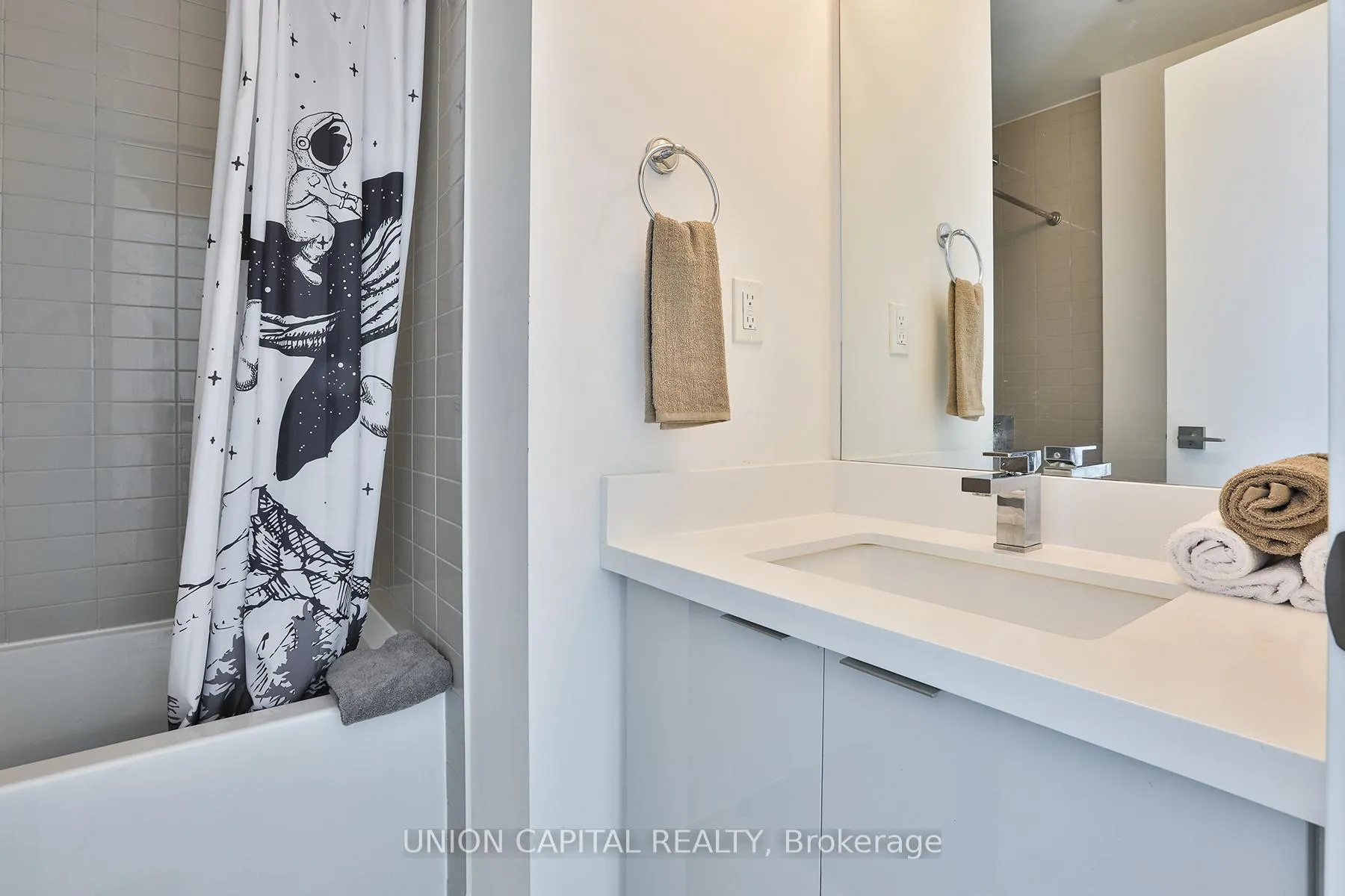 Photo 25 of Unit 1802, 2908 Highway 7 Road, Vaughan, Concord — HOMEH