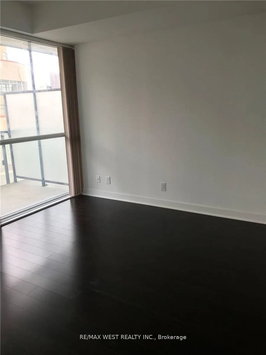 Photo 5 of Unit 1106, 15 Grenville Street, Toronto, Bay Street Corridor — HOMEH