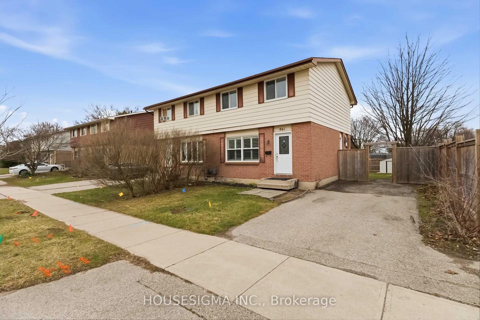 Front of 861 Dearness Drive