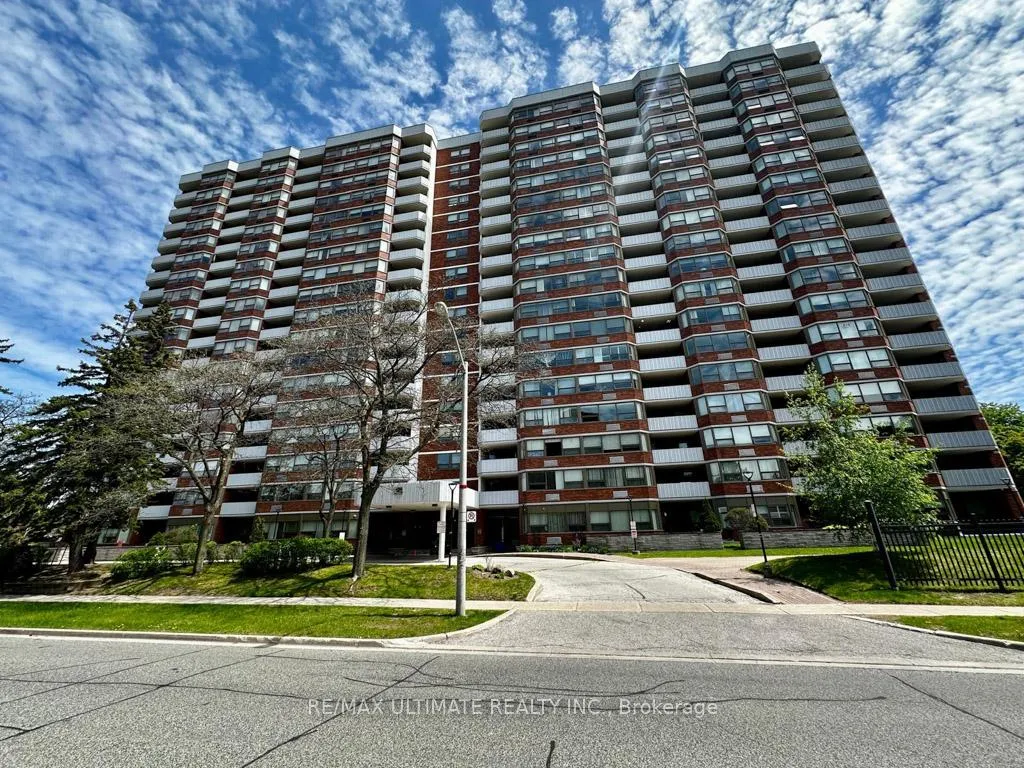 Front of Unit 1106, 121 Ling Road
