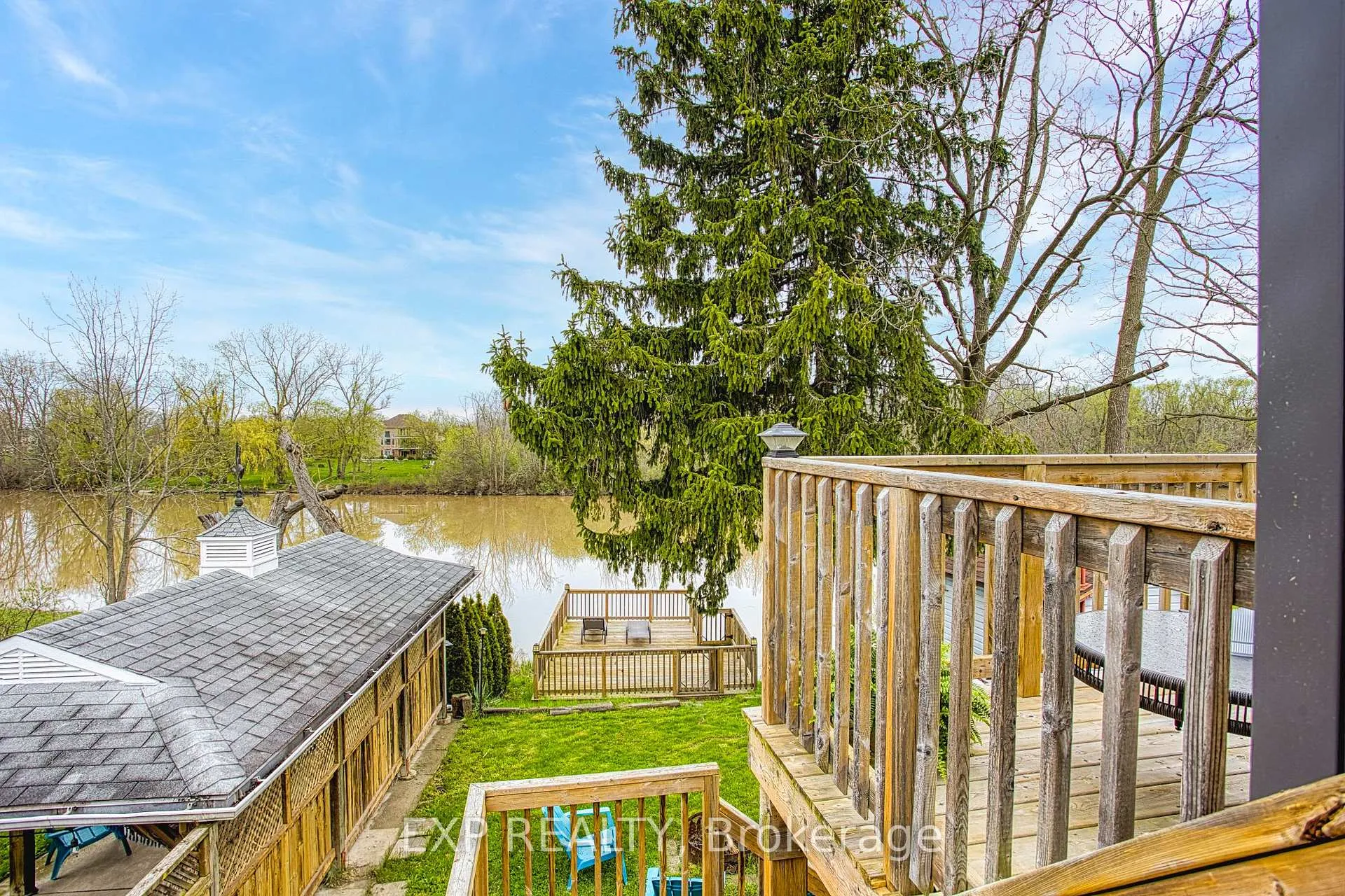 Photo 35 of 68 Riverside Drive, Welland, Broadway — HOMEH