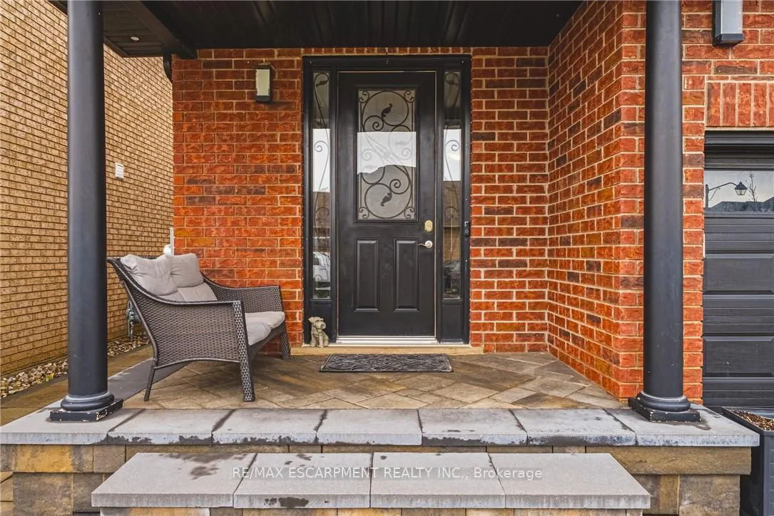 Photo 6 of 154 Keystone Crescent, Hamilton, Rural Glanbrook — HOMEH