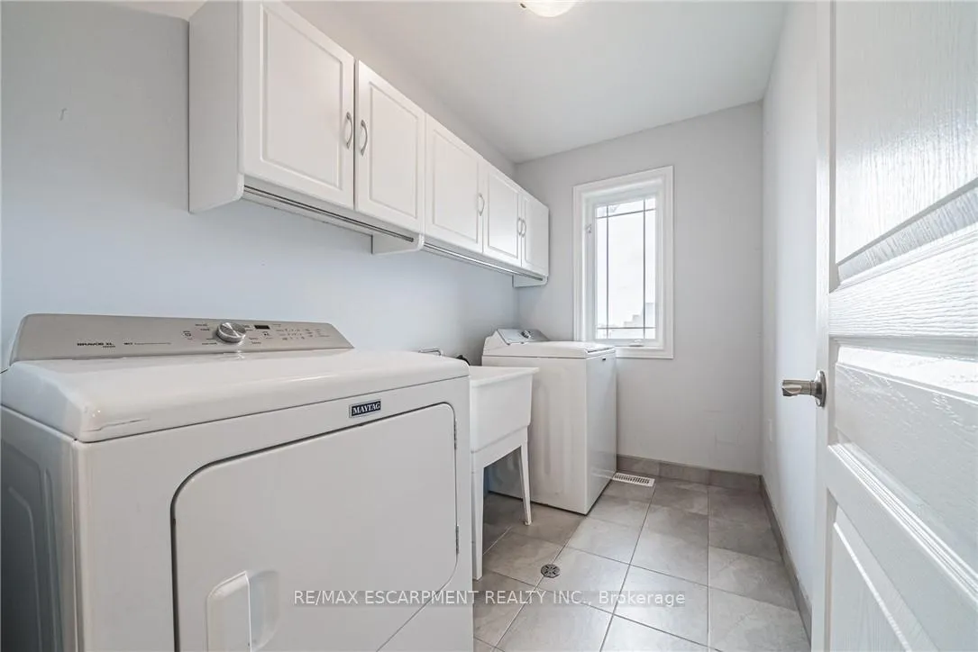 Photo 23 of 154 Keystone Crescent, Hamilton, Rural Glanbrook — HOMEH