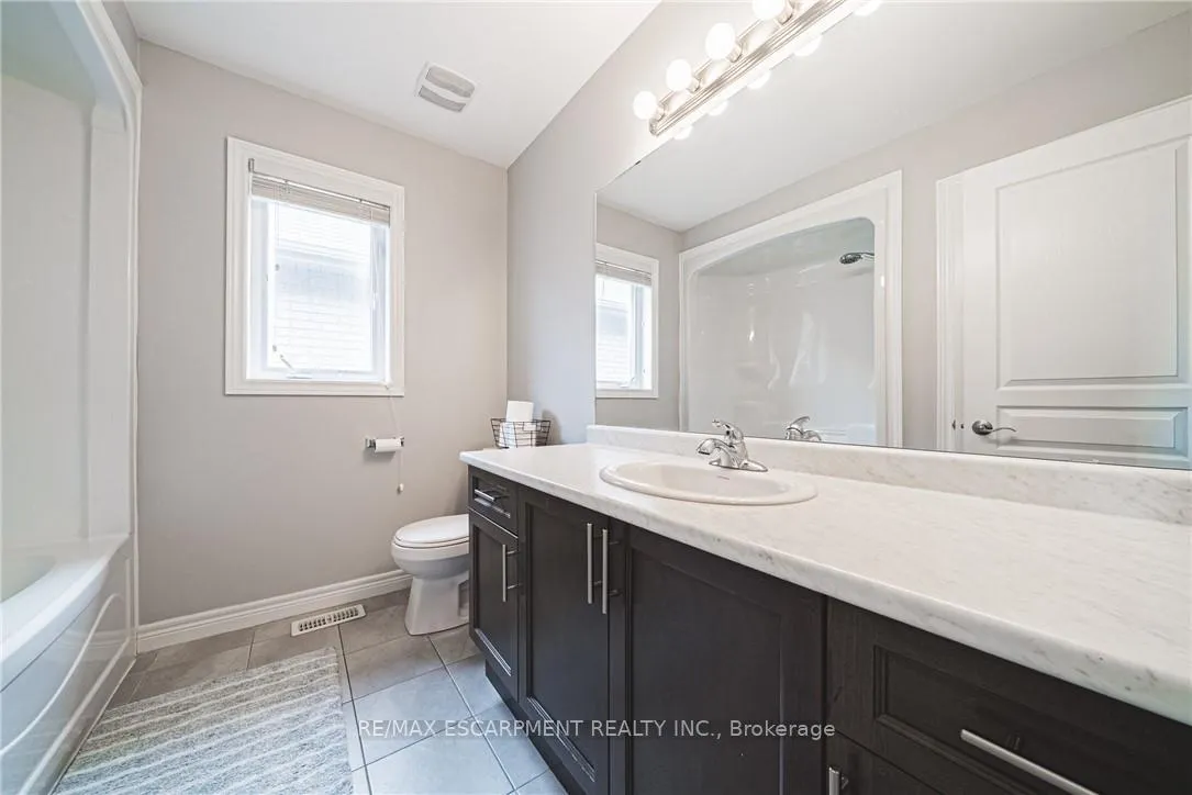 Photo 28 of 154 Keystone Crescent, Hamilton, Rural Glanbrook — HOMEH