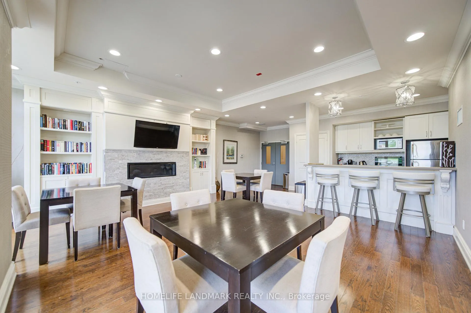 Photo 1 of Unit 618, 68 Main Street N, Markham, Old Markham Village — HOMEH