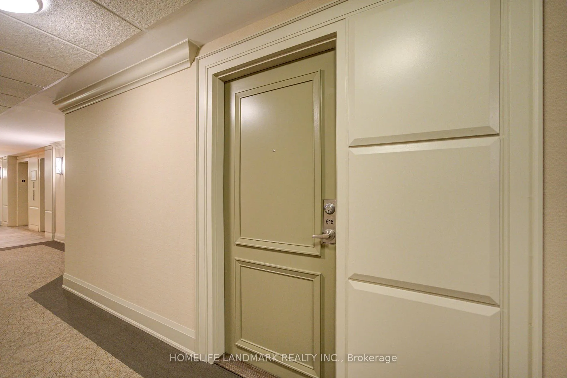 Photo 10 of Unit 618, 68 Main Street N, Markham, Old Markham Village — HOMEH