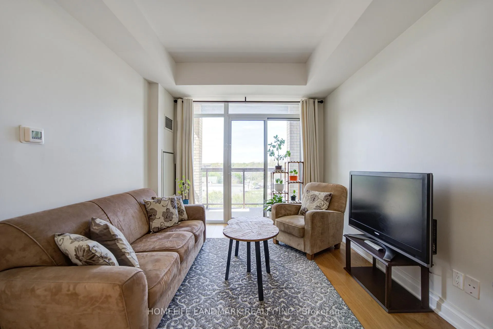 Photo 23 of Unit 618, 68 Main Street N, Markham, Old Markham Village — HOMEH