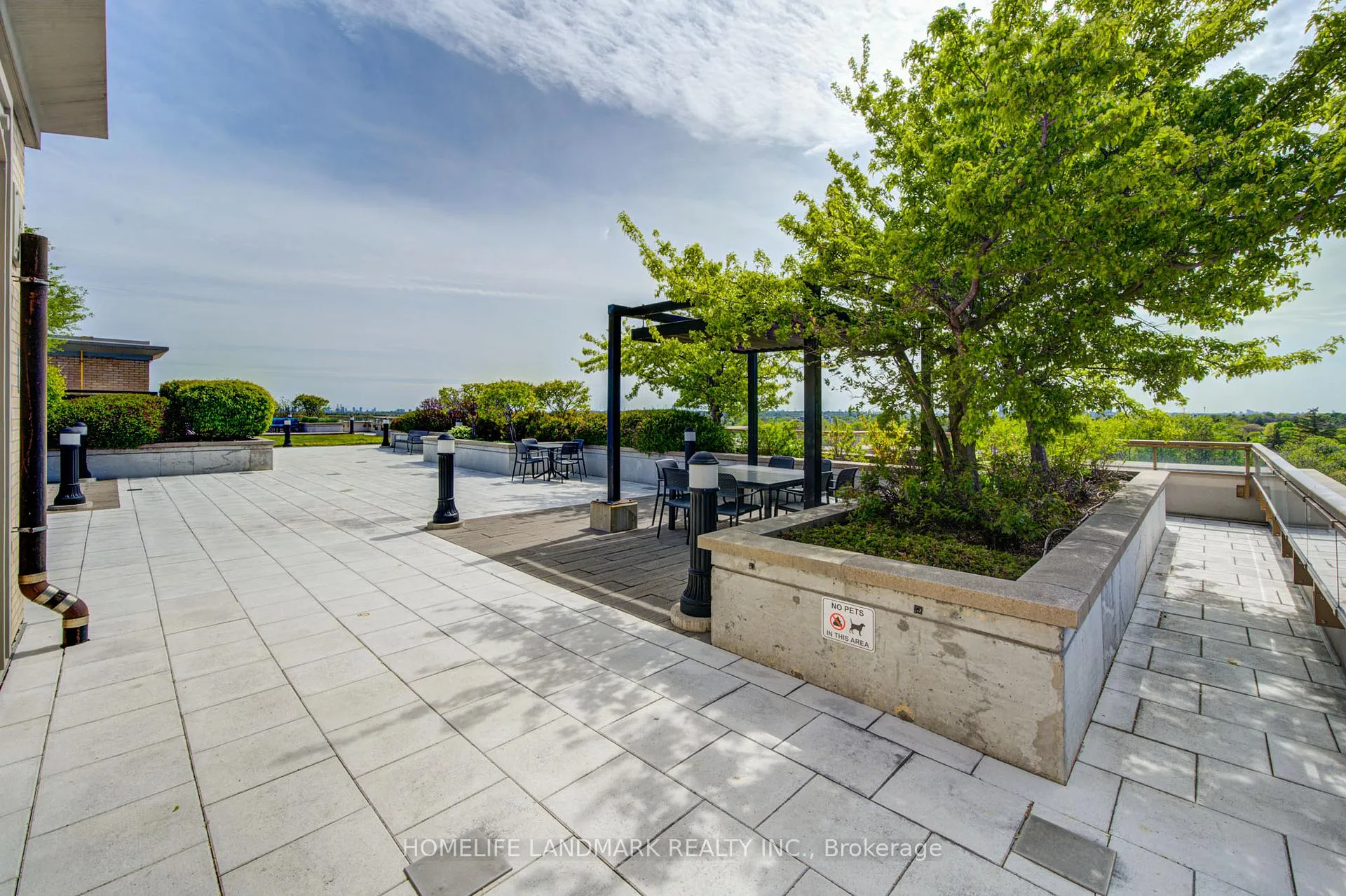 Photo 47 of Unit 618, 68 Main Street N, Markham, Old Markham Village — HOMEH