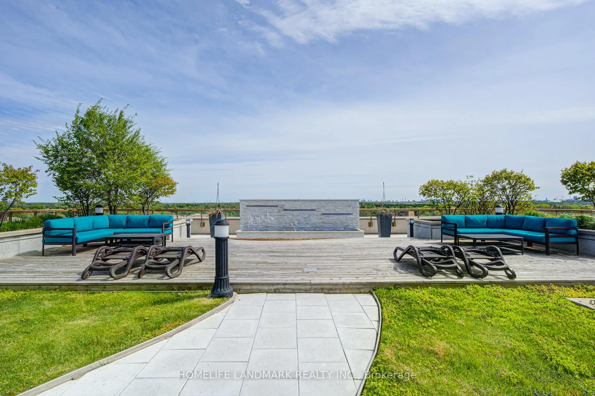 Photo 51 of Unit 618, 68 Main Street N, Markham, Old Markham Village — HOMEH