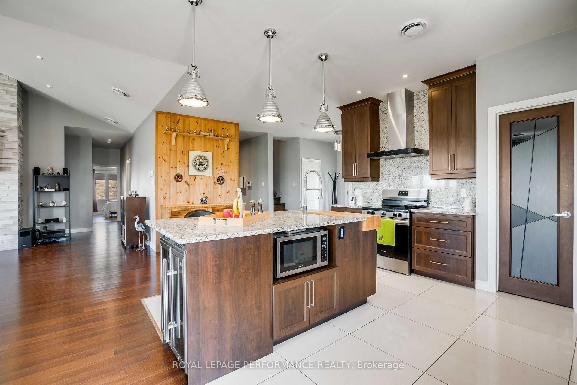 Photo 7 of 88 Pendleton Street, Champlain, Vankleek Hill — HOMEH
