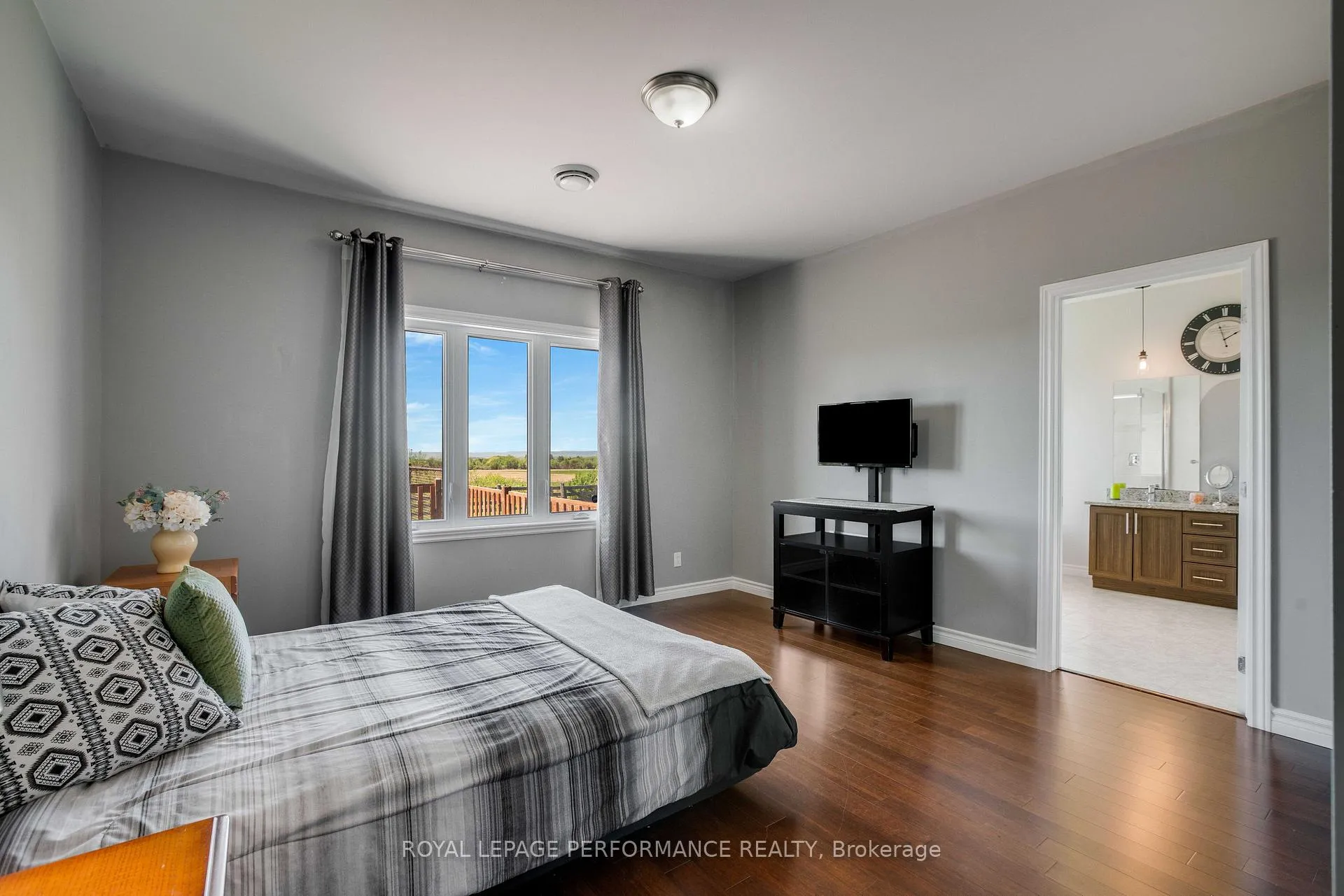 Photo 11 of 88 Pendleton Street, Champlain, Vankleek Hill — HOMEH