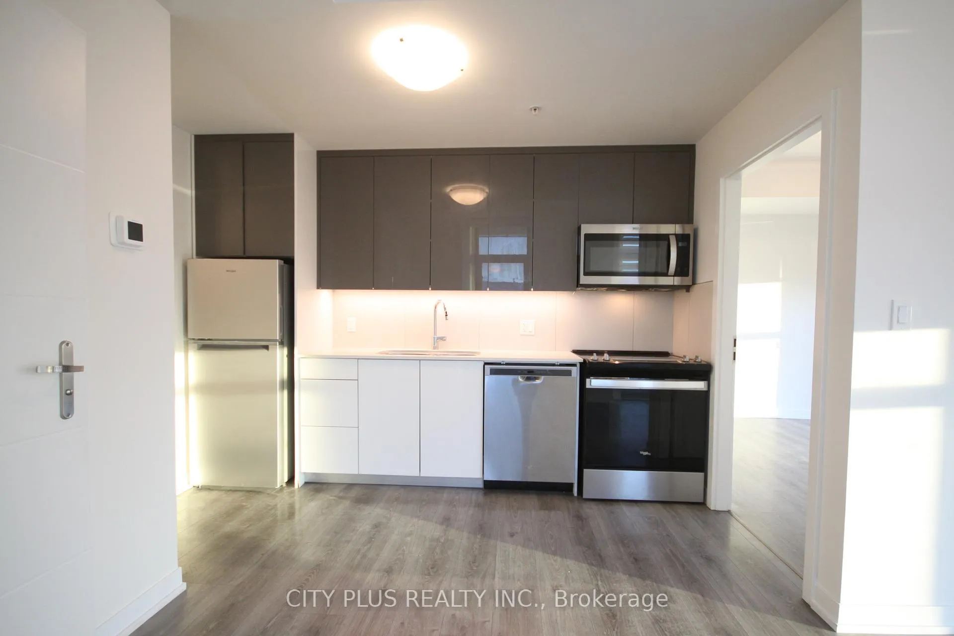 Photo 8 of Unit 1009, 60 Frederick Street, Kitchener — HOMEH