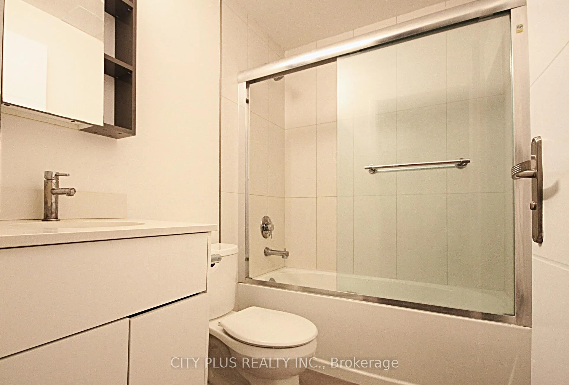 Photo 18 of Unit 1009, 60 Frederick Street, Kitchener — HOMEH