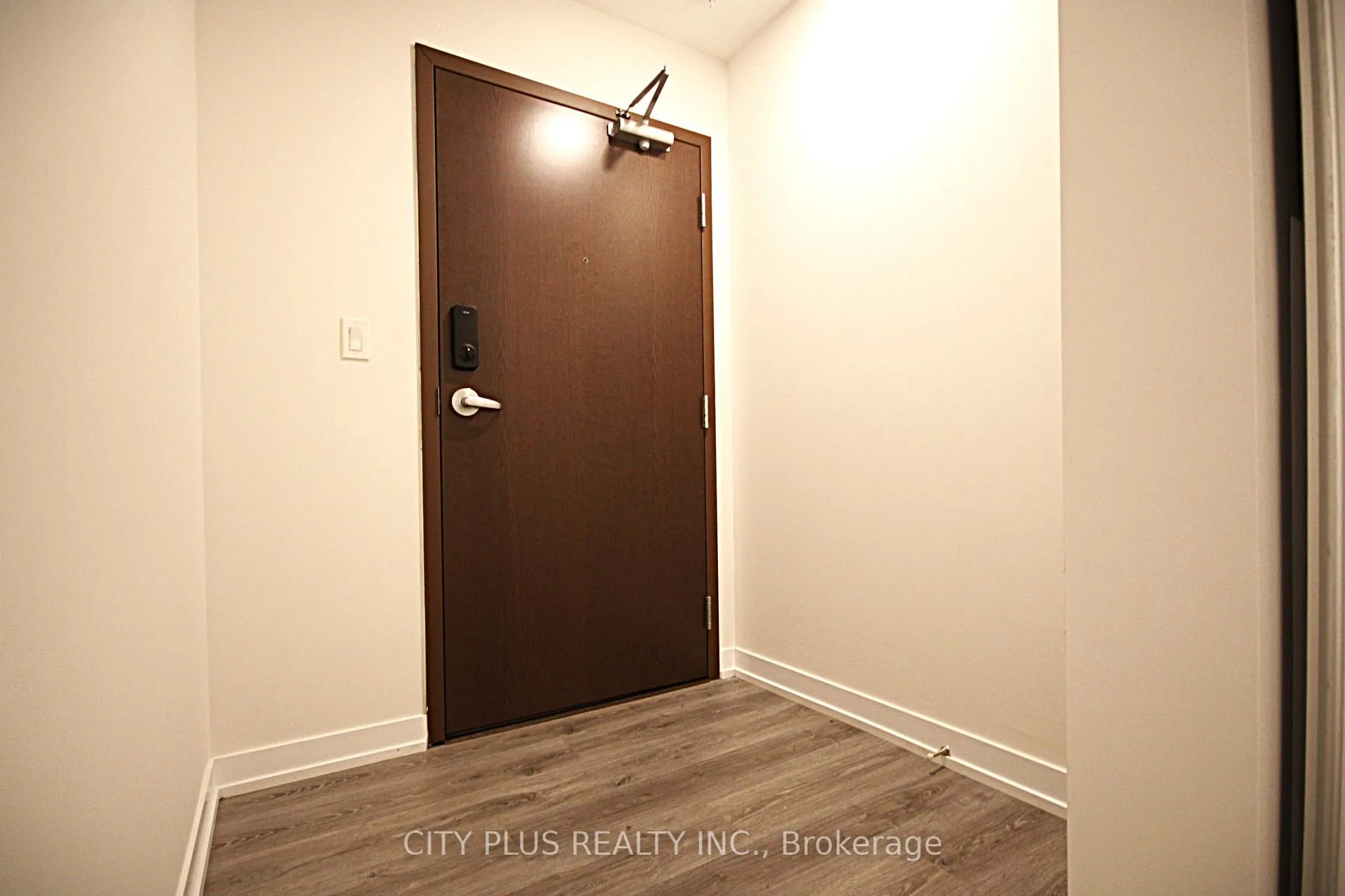 Photo 19 of Unit 1009, 60 Frederick Street, Kitchener — HOMEH