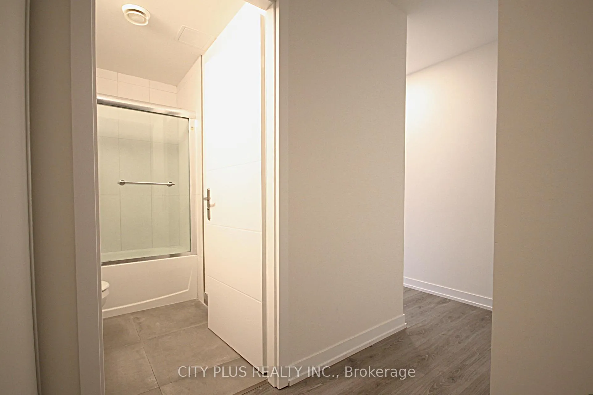 Photo 20 of Unit 1009, 60 Frederick Street, Kitchener — HOMEH