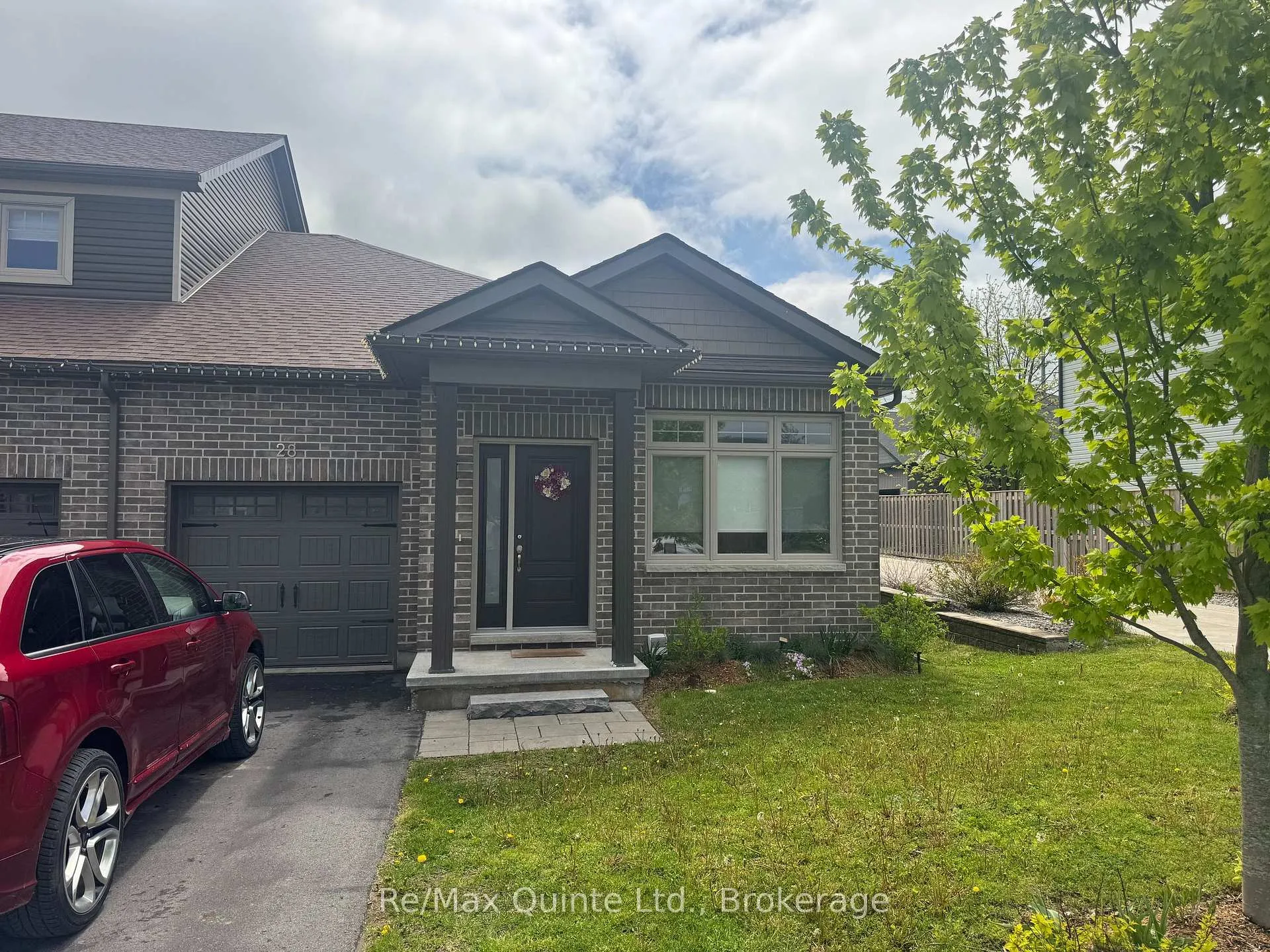 Photo 3 of 28 Curtis Street, Prince Edward County, Picton Ward — HOMEH