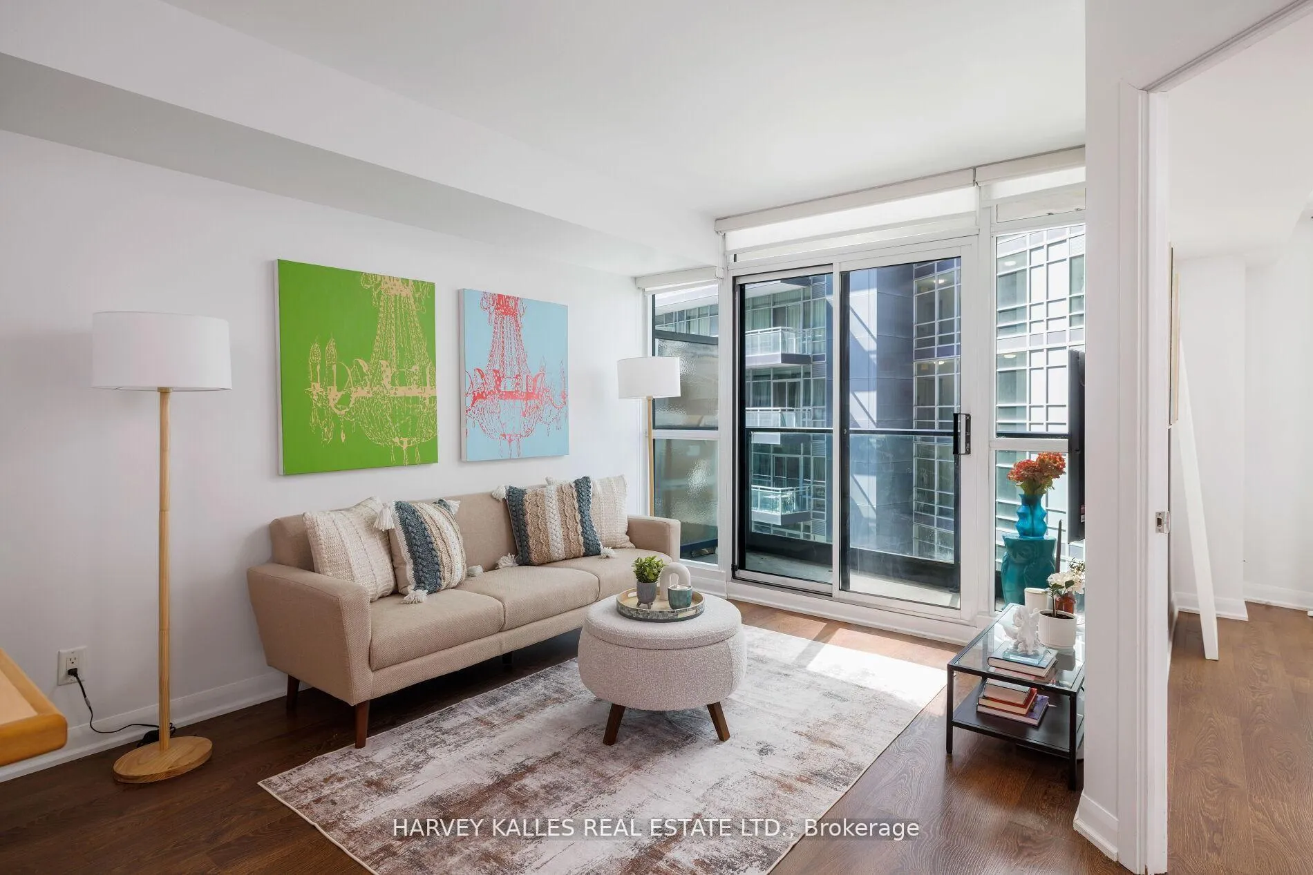 Photo 2 of Unit 401, 600 Fleet Street, Toronto, Niagara — HOMEH