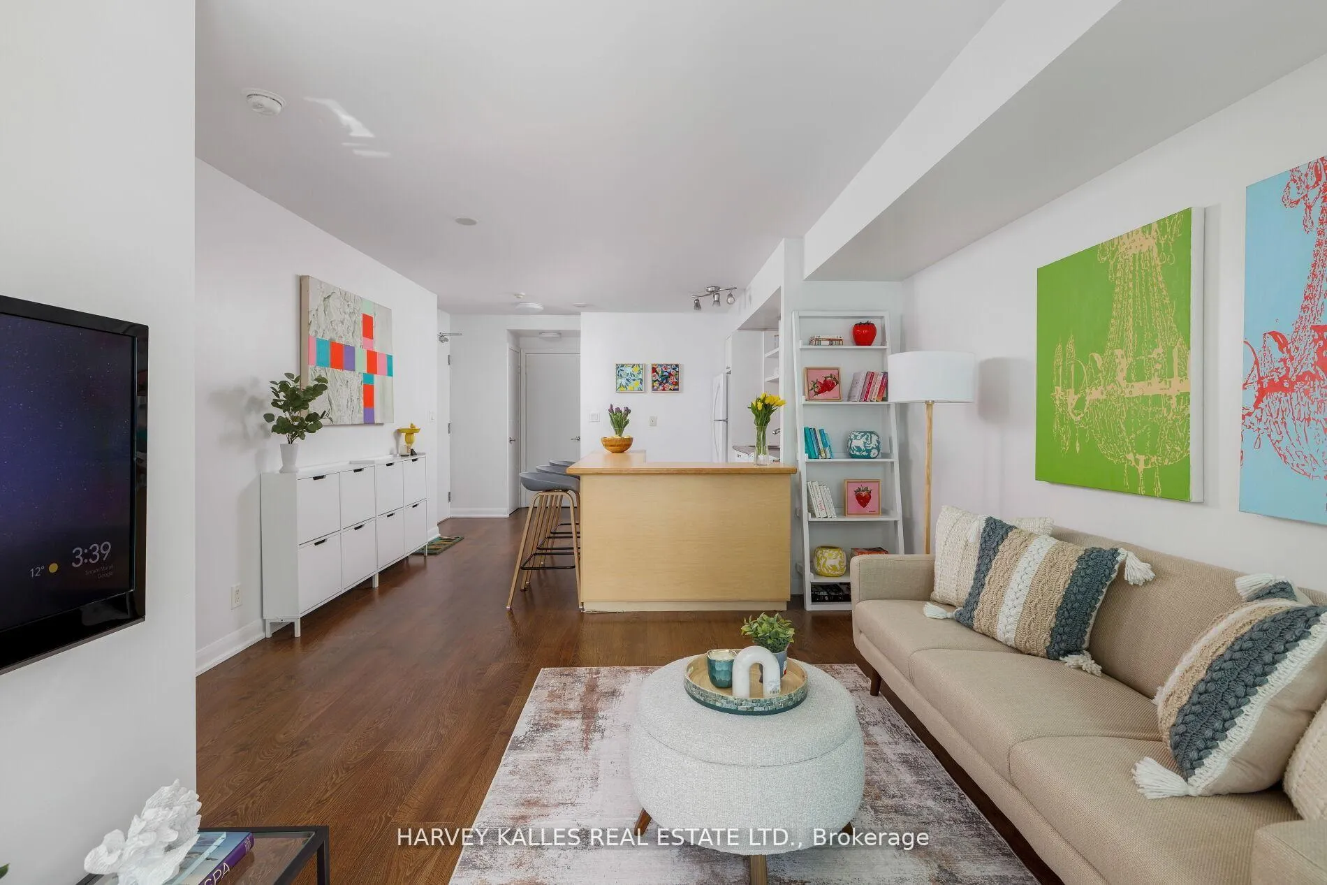 Photo 4 of Unit 401, 600 Fleet Street, Toronto, Niagara — HOMEH