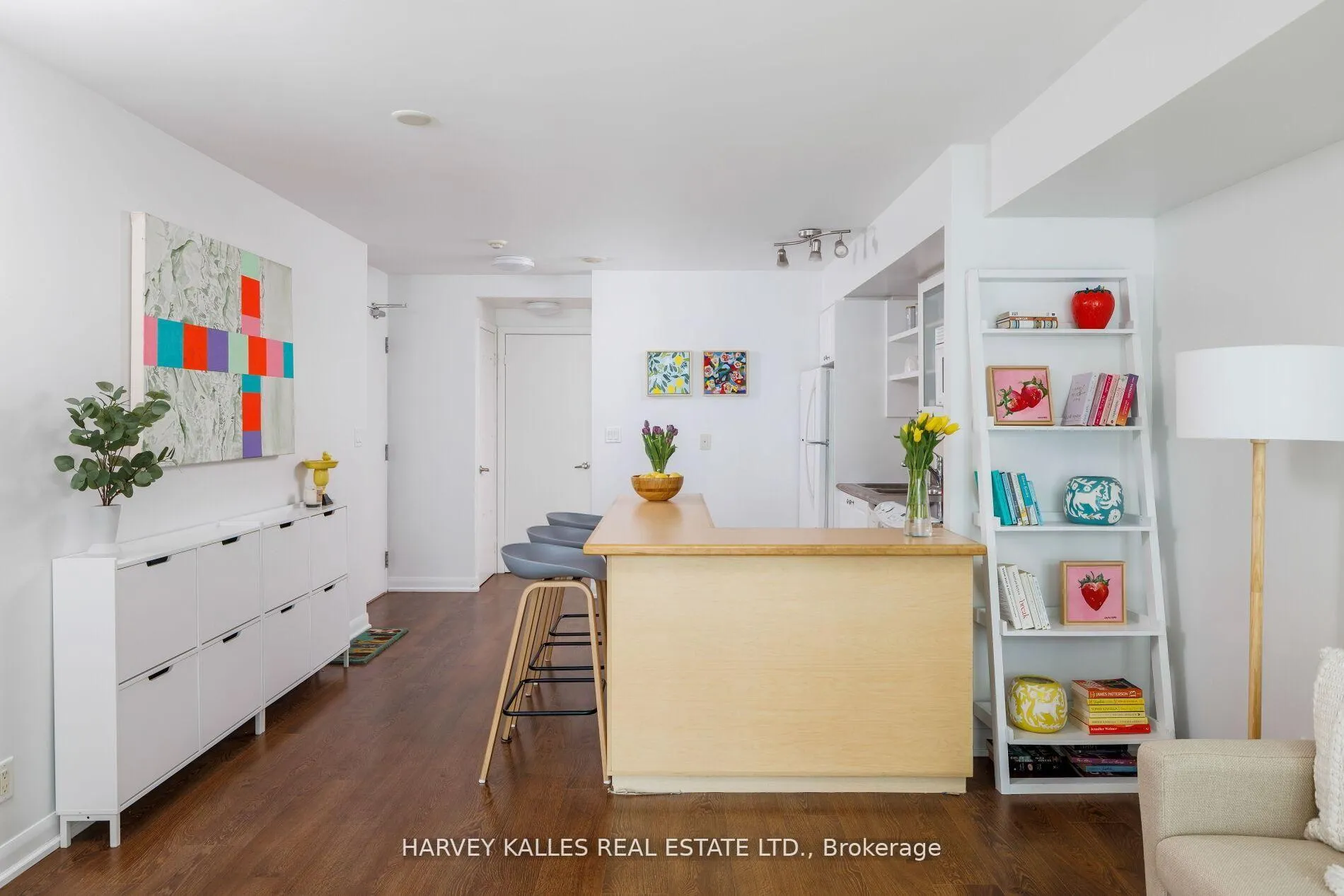 Photo 9 of Unit 401, 600 Fleet Street, Toronto, Niagara — HOMEH