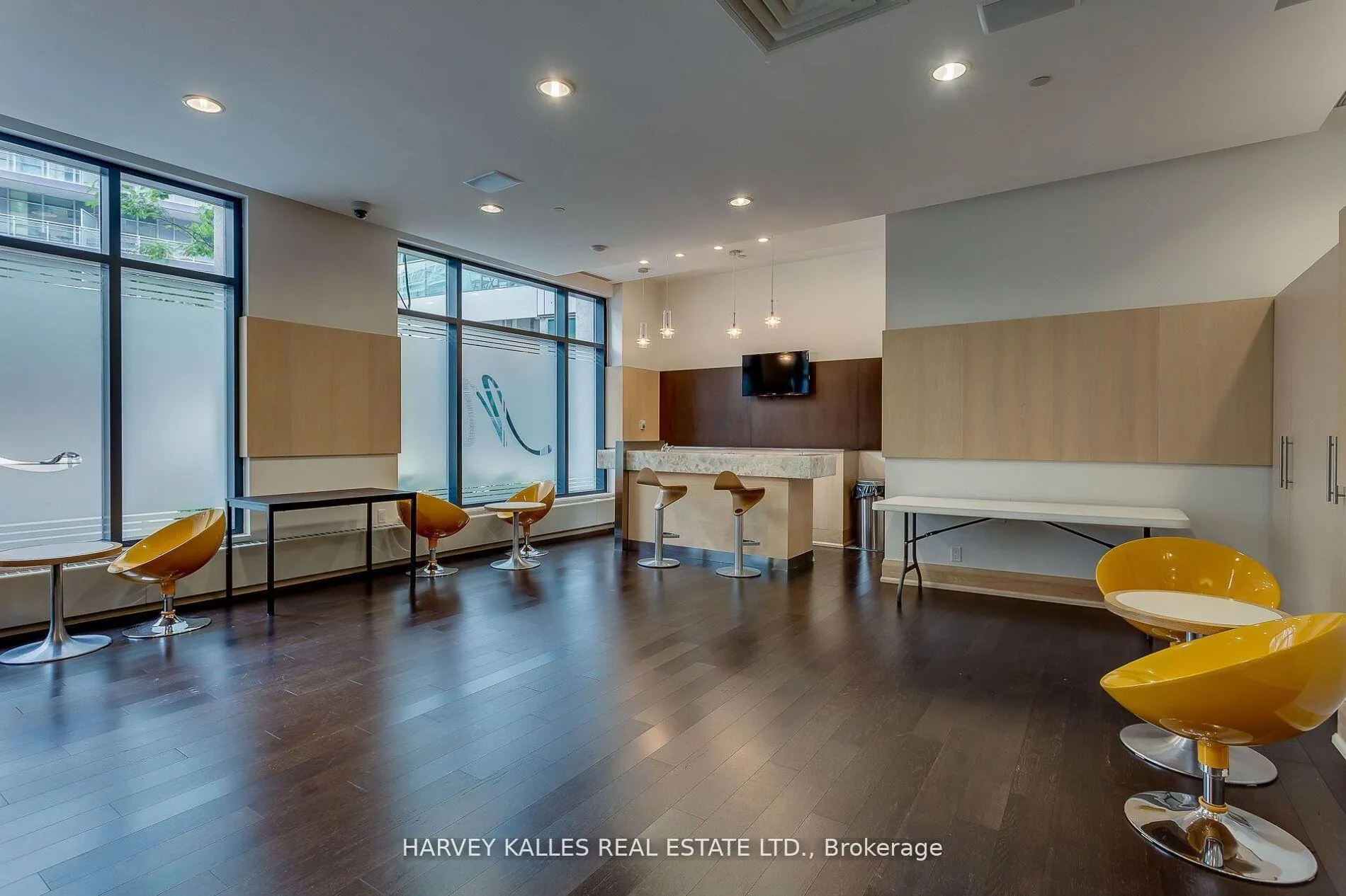Photo 30 of Unit 401, 600 Fleet Street, Toronto, Niagara — HOMEH