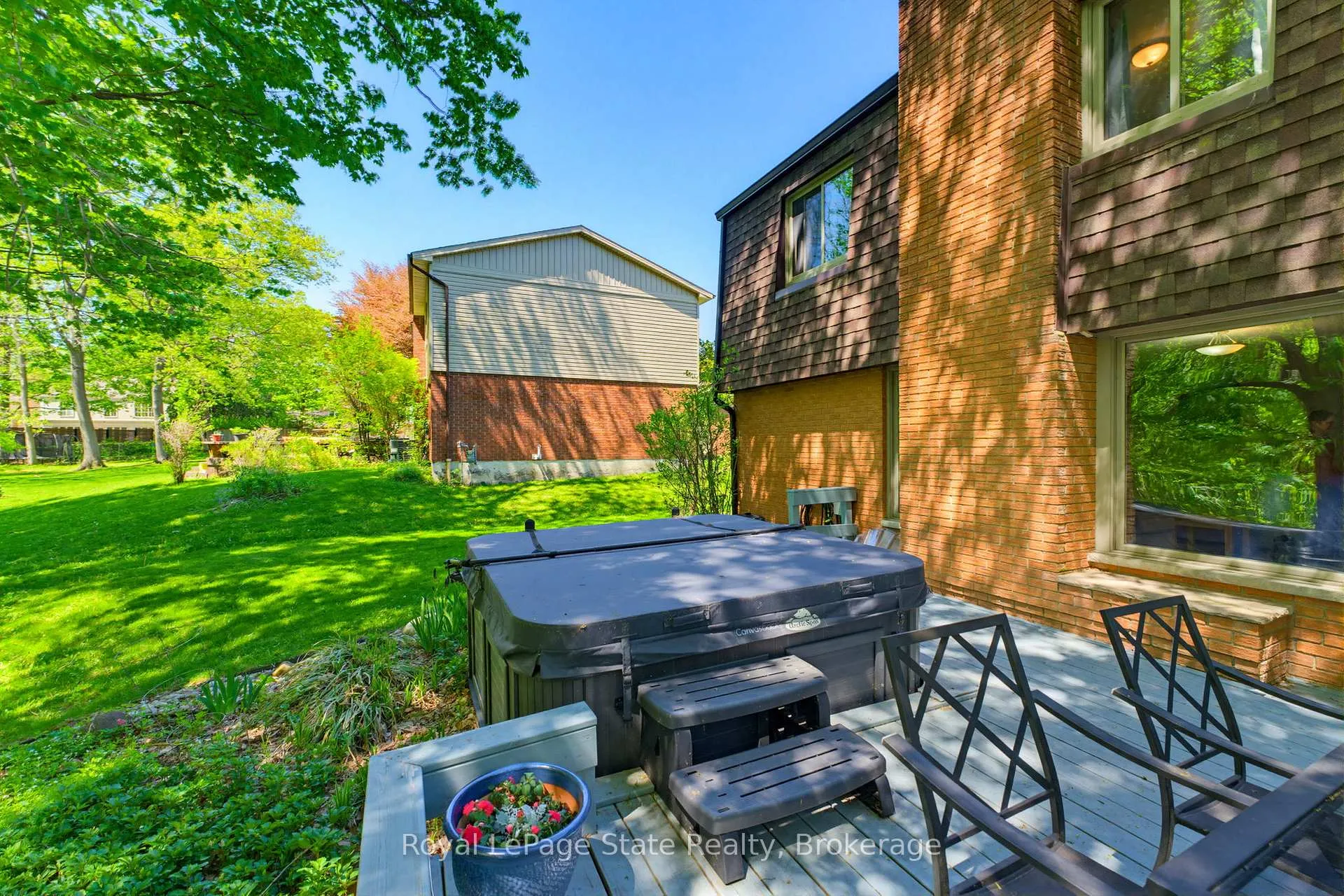 Photo 48 of 30 Jerome Park Drive, Hamilton, Dundas — HOMEH