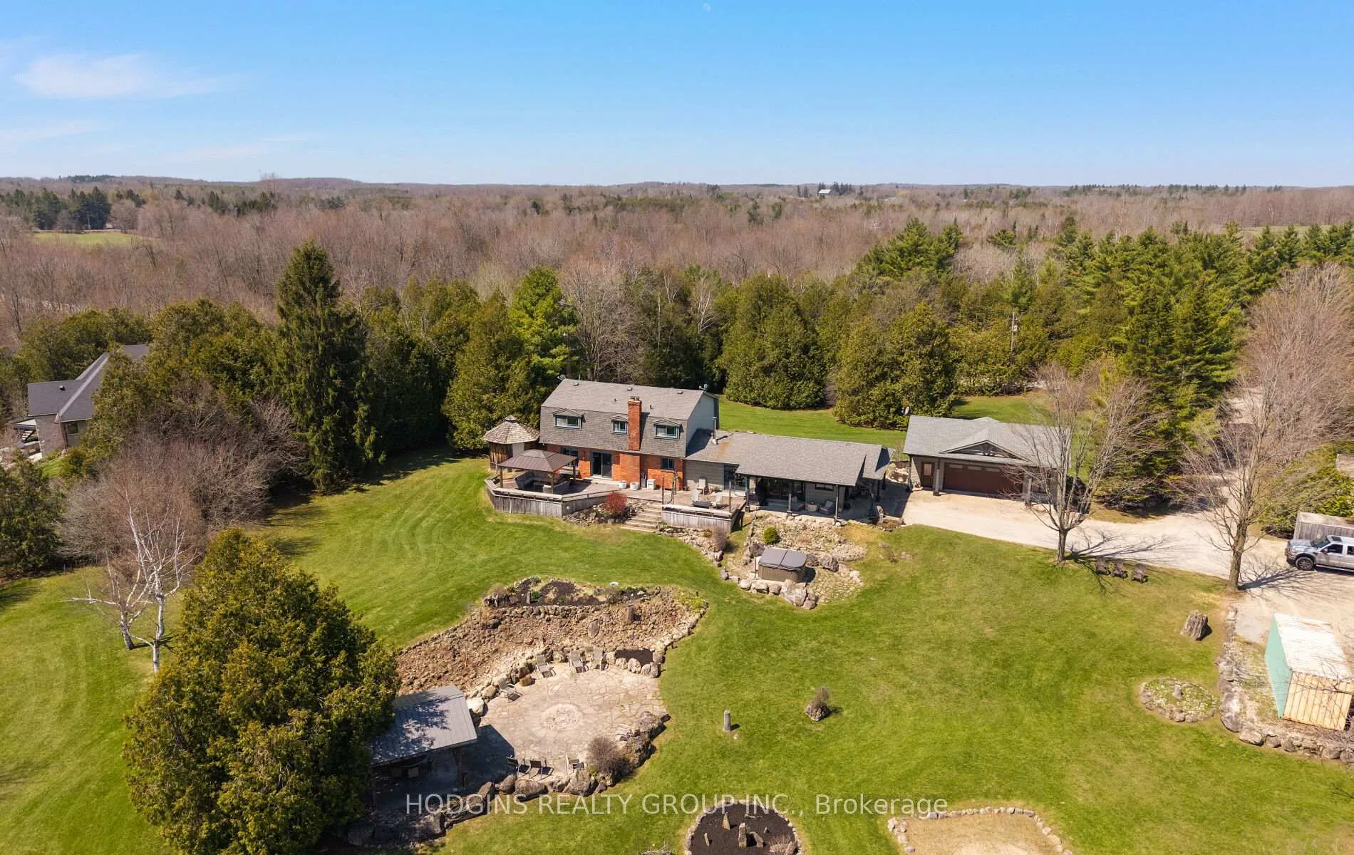 Photo 1 of 5136 15 Side Road, Milton, Rural Nassagaweya — HOMEH